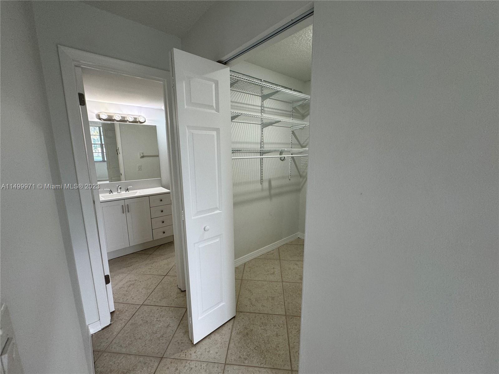 VILLAGE AT THE FALLS COND - Residential