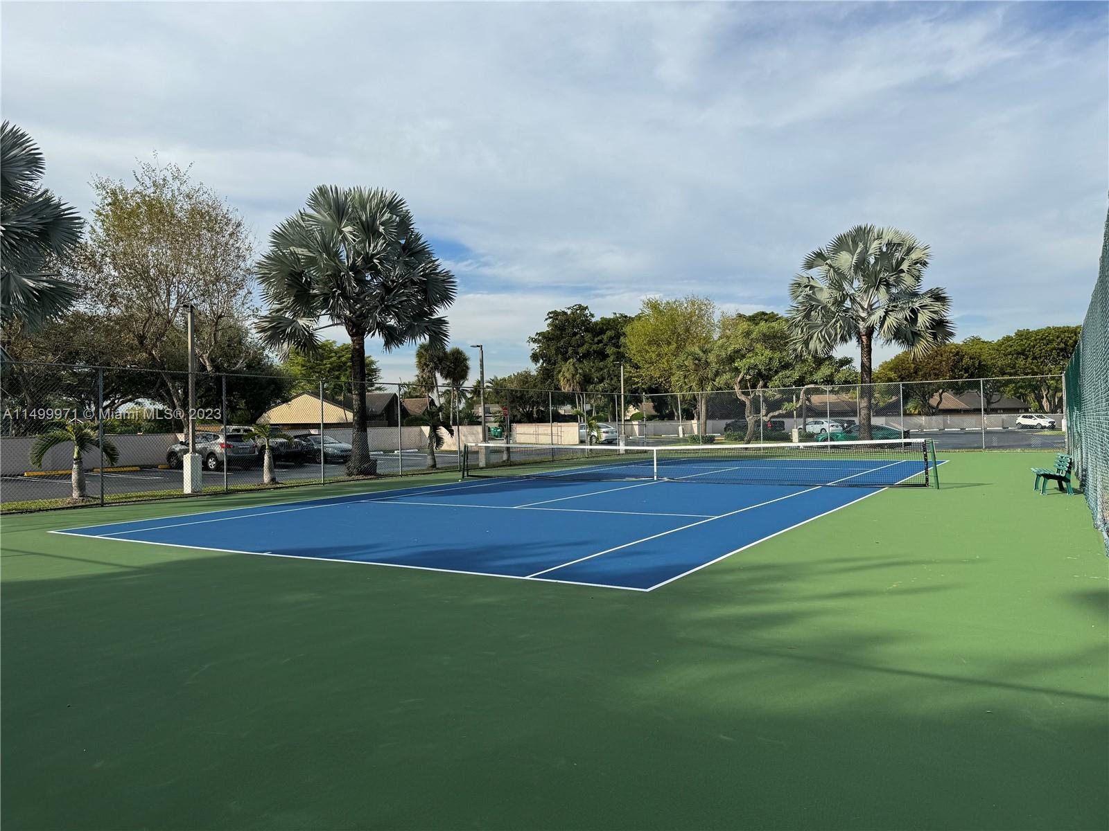 VILLAGE AT THE FALLS COND - Residential