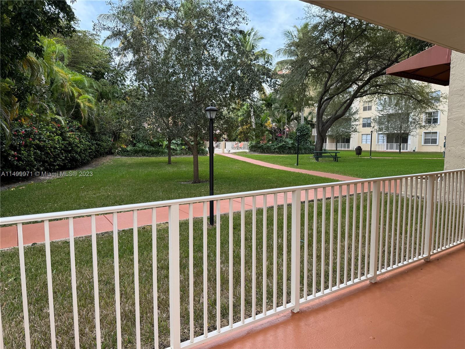 VILLAGE AT THE FALLS COND - Residential