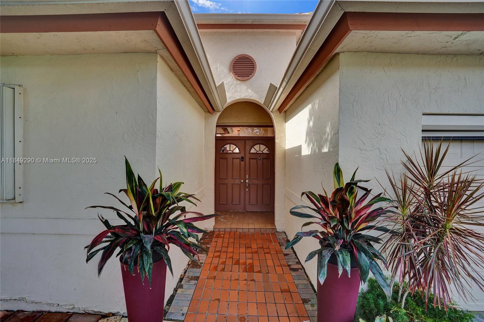 212 Citrus Trl, Boynton Beach, FL, 33436/$599,999 1 212 Citrus Trl