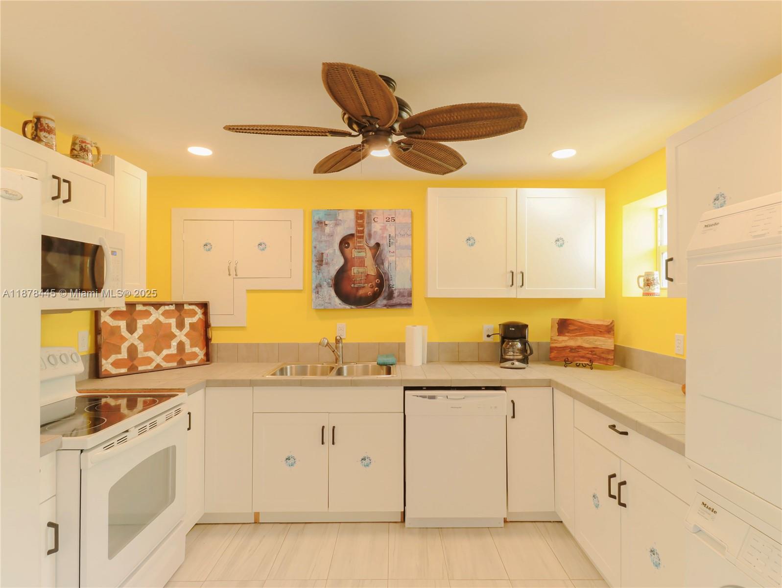 TROPICAL ATLANTIC SHORES - Residential