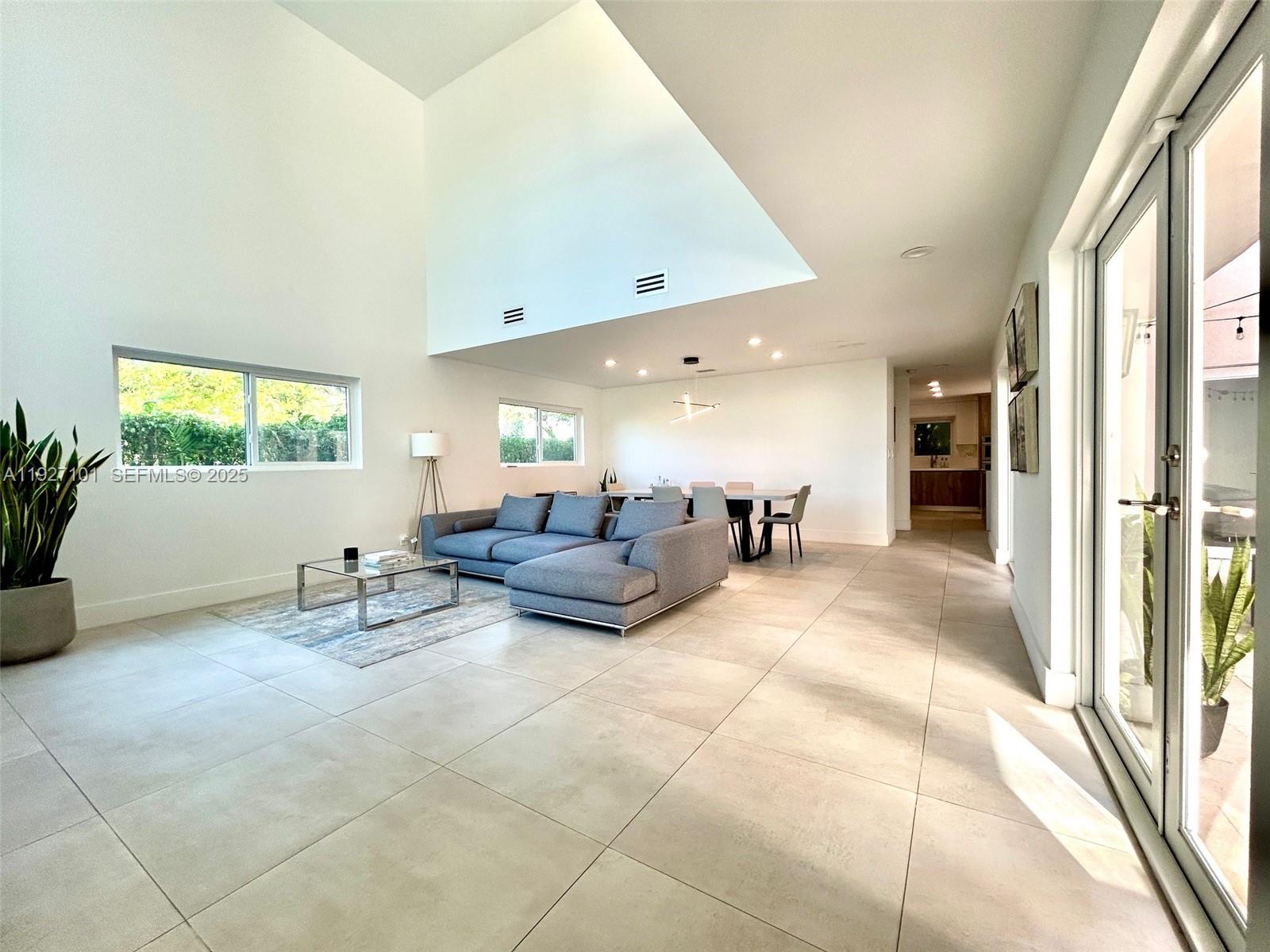 C GAB COUNTRY CLUB SEC 5 - Residential Lease