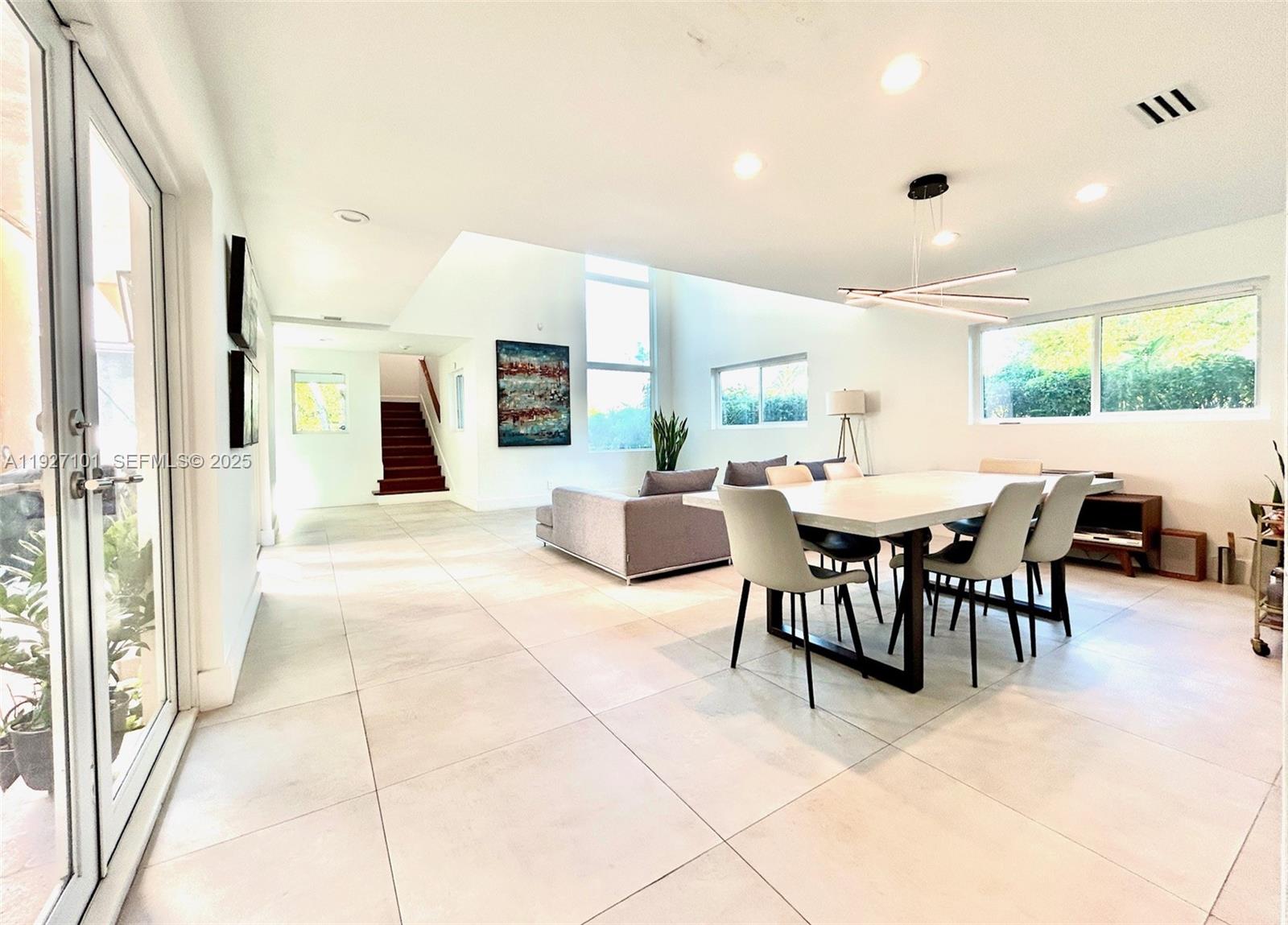 C GAB COUNTRY CLUB SEC 5 - Residential Lease