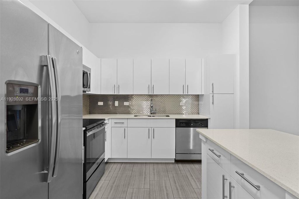 Photo of 1776 Polk St #1103, Hollywood, FL 33020 (MLS # A11928692)