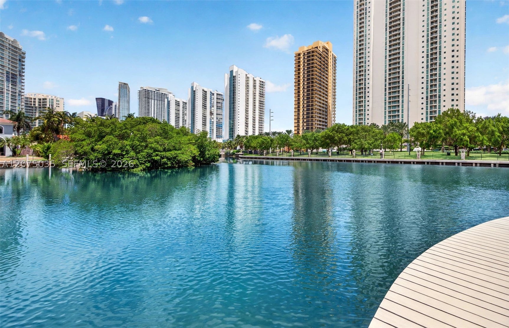 203 Poinciana Dr 103