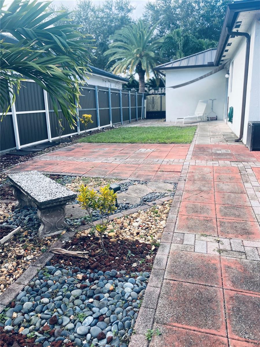 PRIMAVERA 1ST ADDN - Residential
