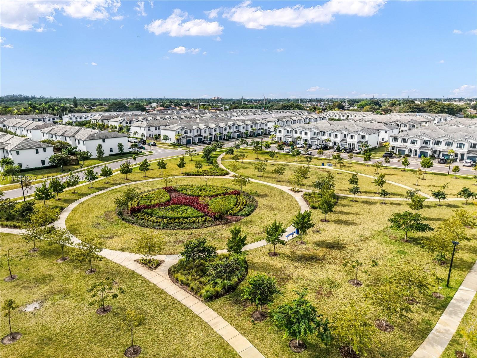 PINE ISLE - Residential