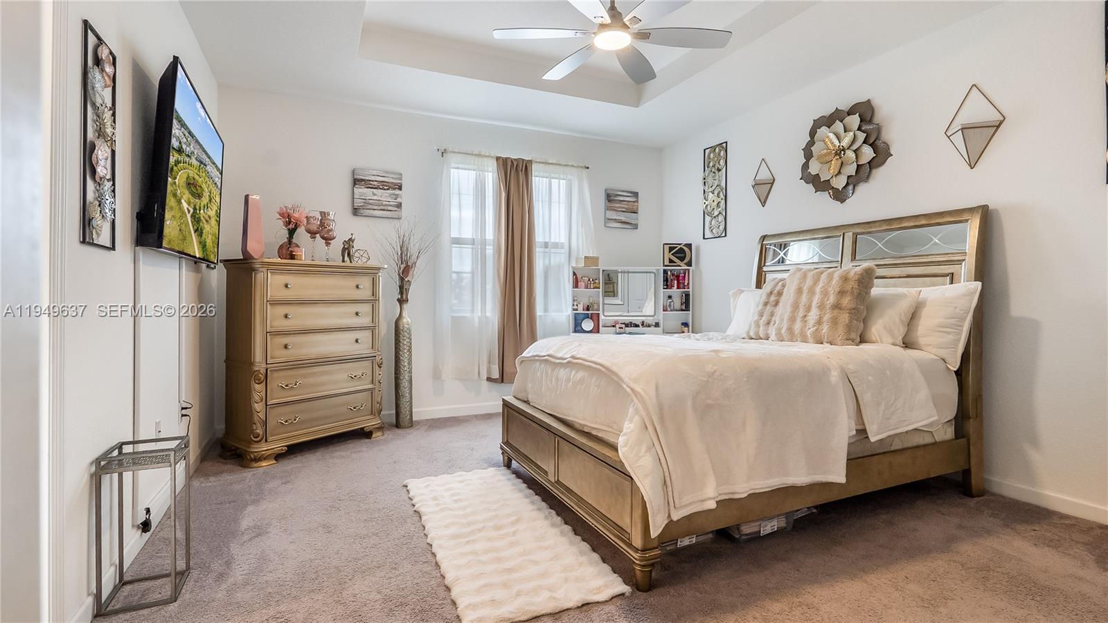 PINE ISLE - Residential