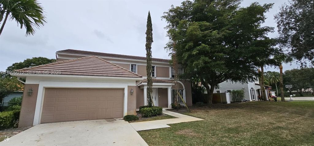 Photo of 4020 Sabal Lakes Rd, Delray Beach, FL 33445 (MLS # A11999012)
