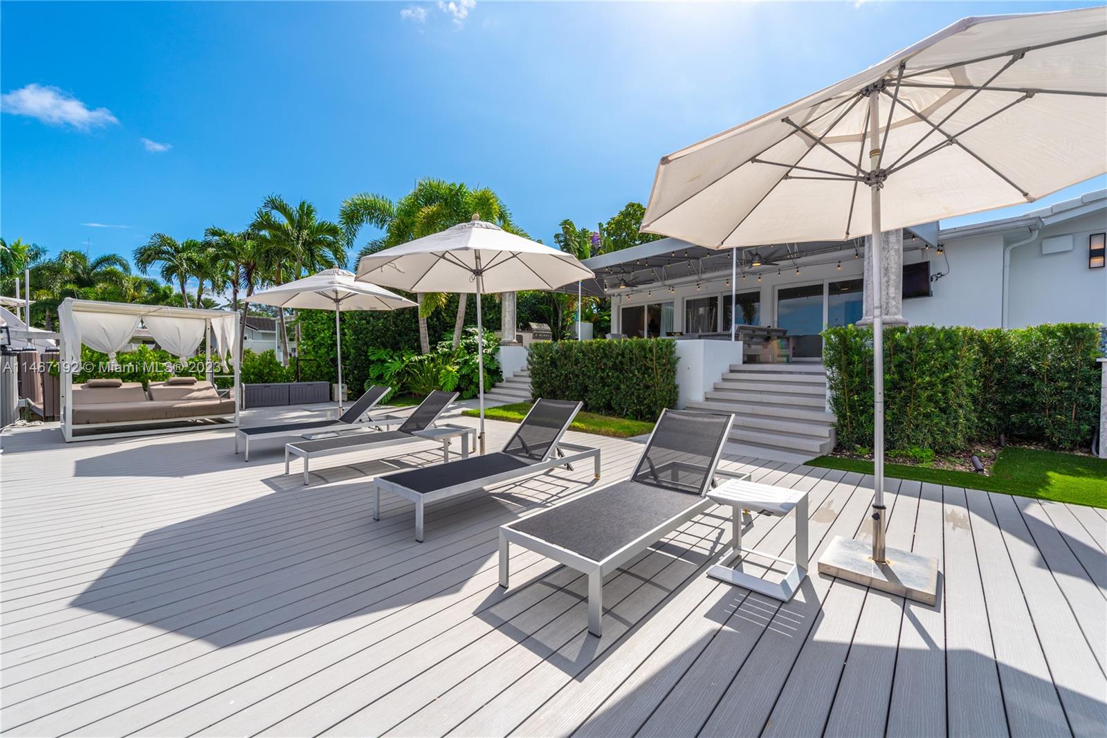 NORTH BAL HARBOUR - Residential