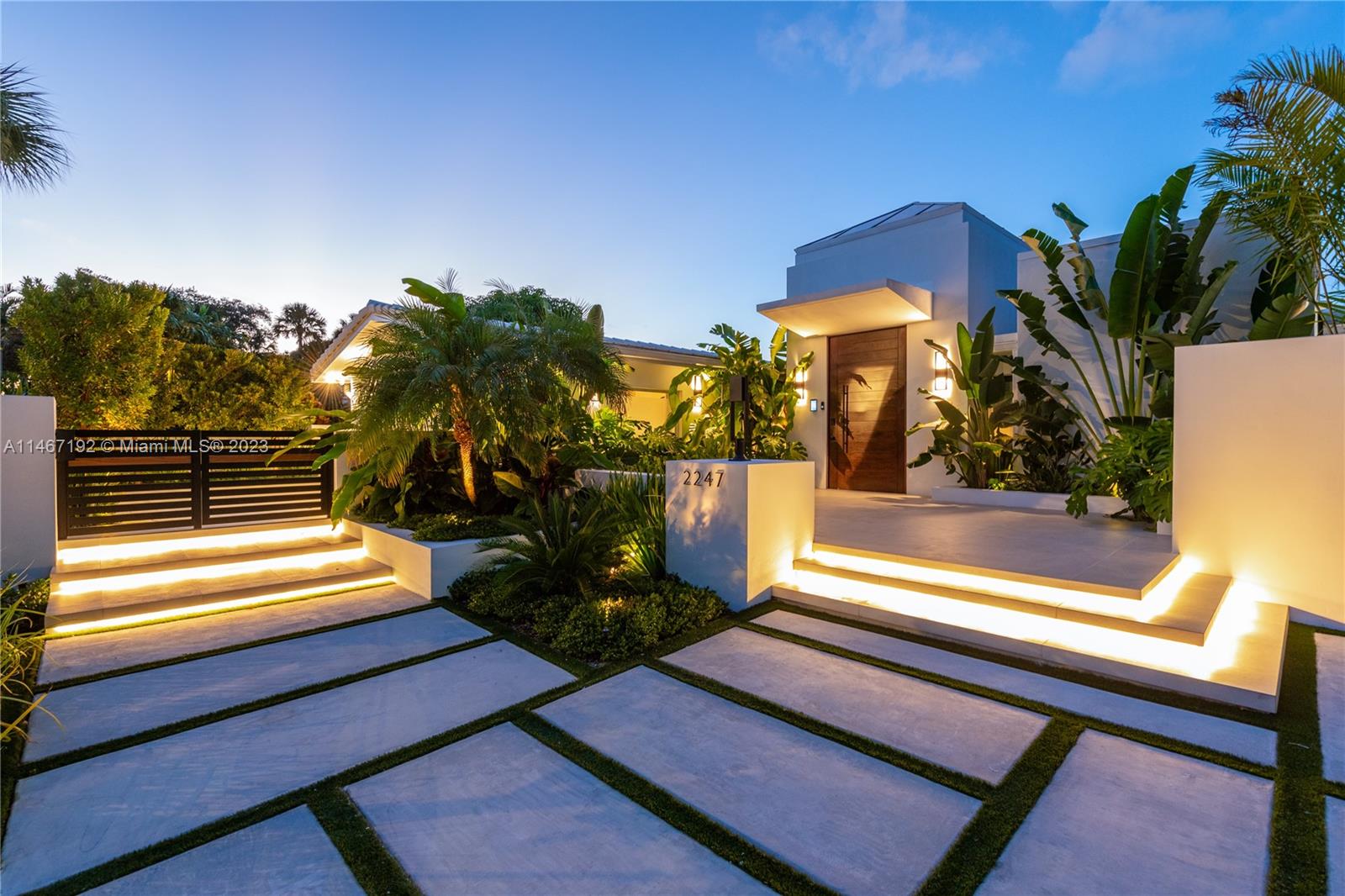 NORTH BAL HARBOUR - Residential