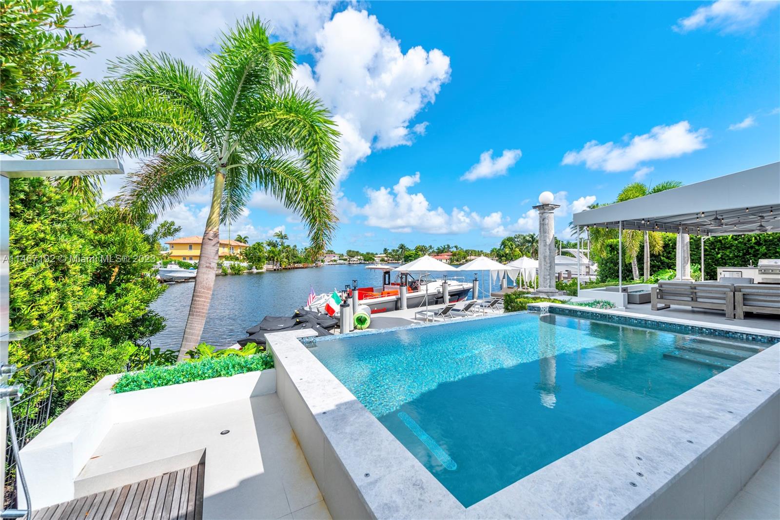 NORTH BAL HARBOUR - Residential