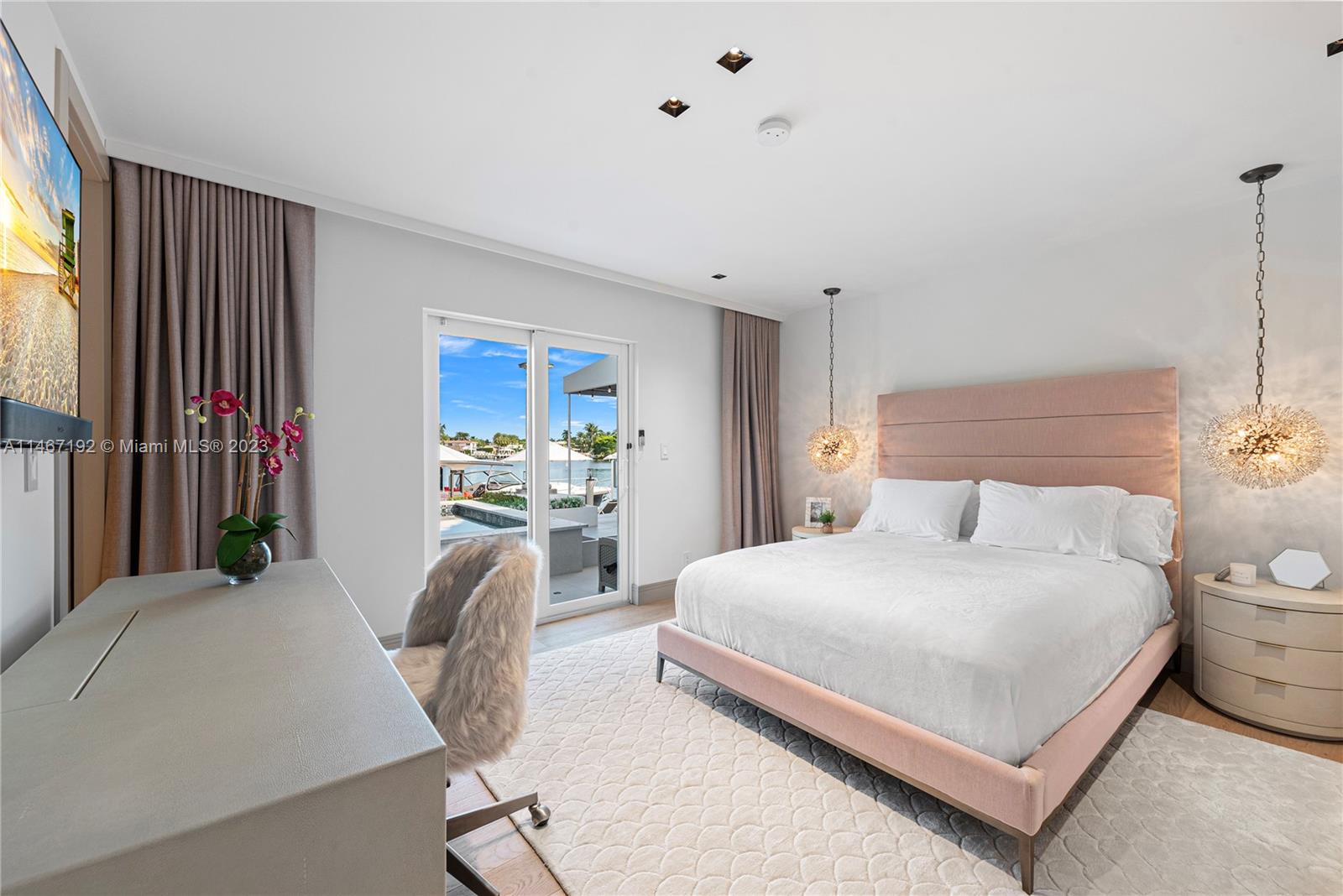 NORTH BAL HARBOUR - Residential