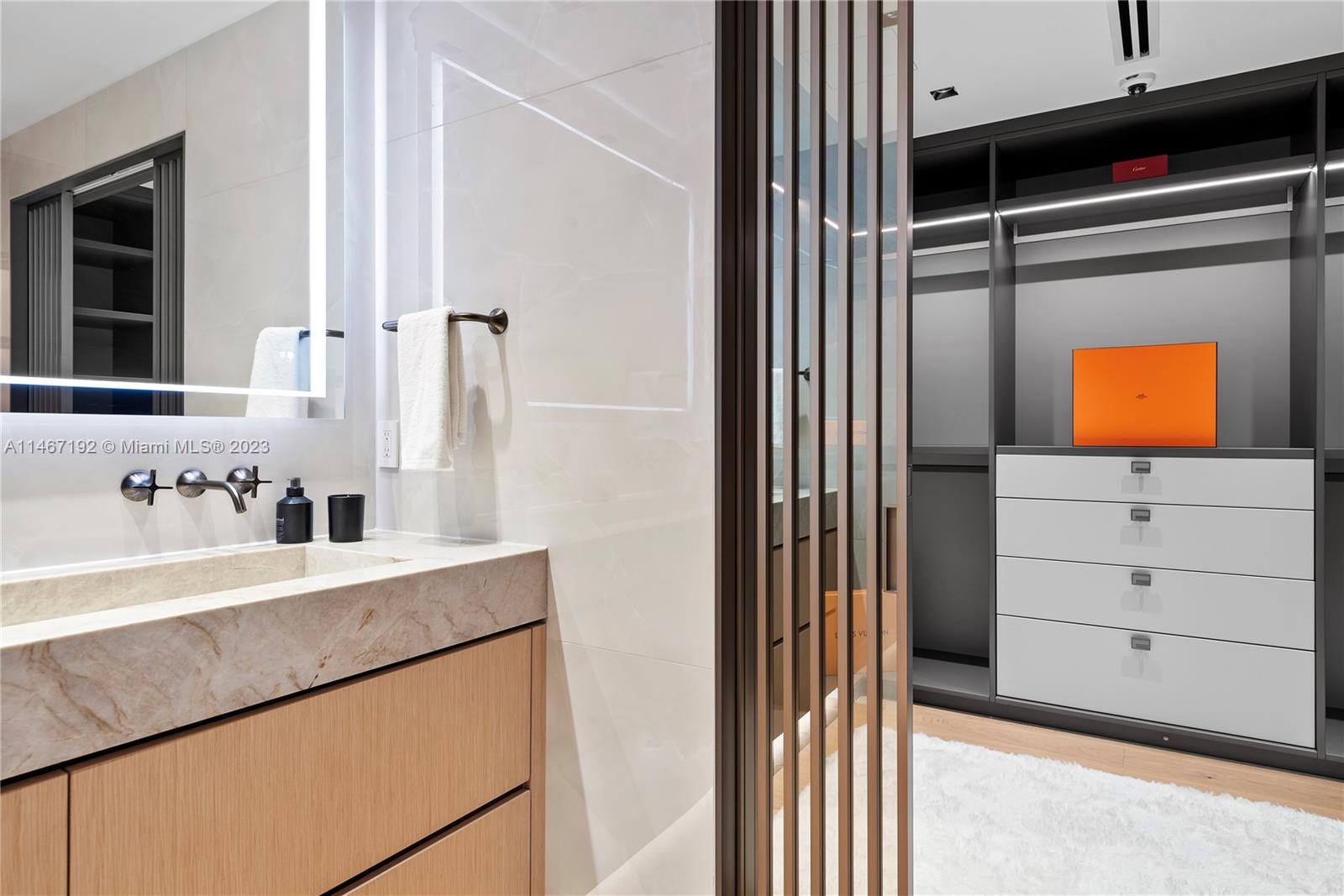 NORTH BAL HARBOUR - Residential