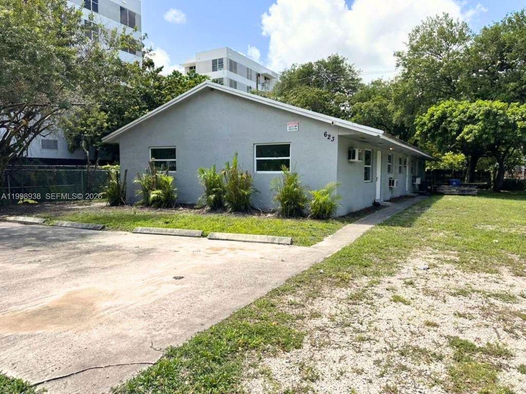 Photo of 623 NW 3rd Ave #1, Fort Lauderdale, FL 33311 (MLS # A11998938)