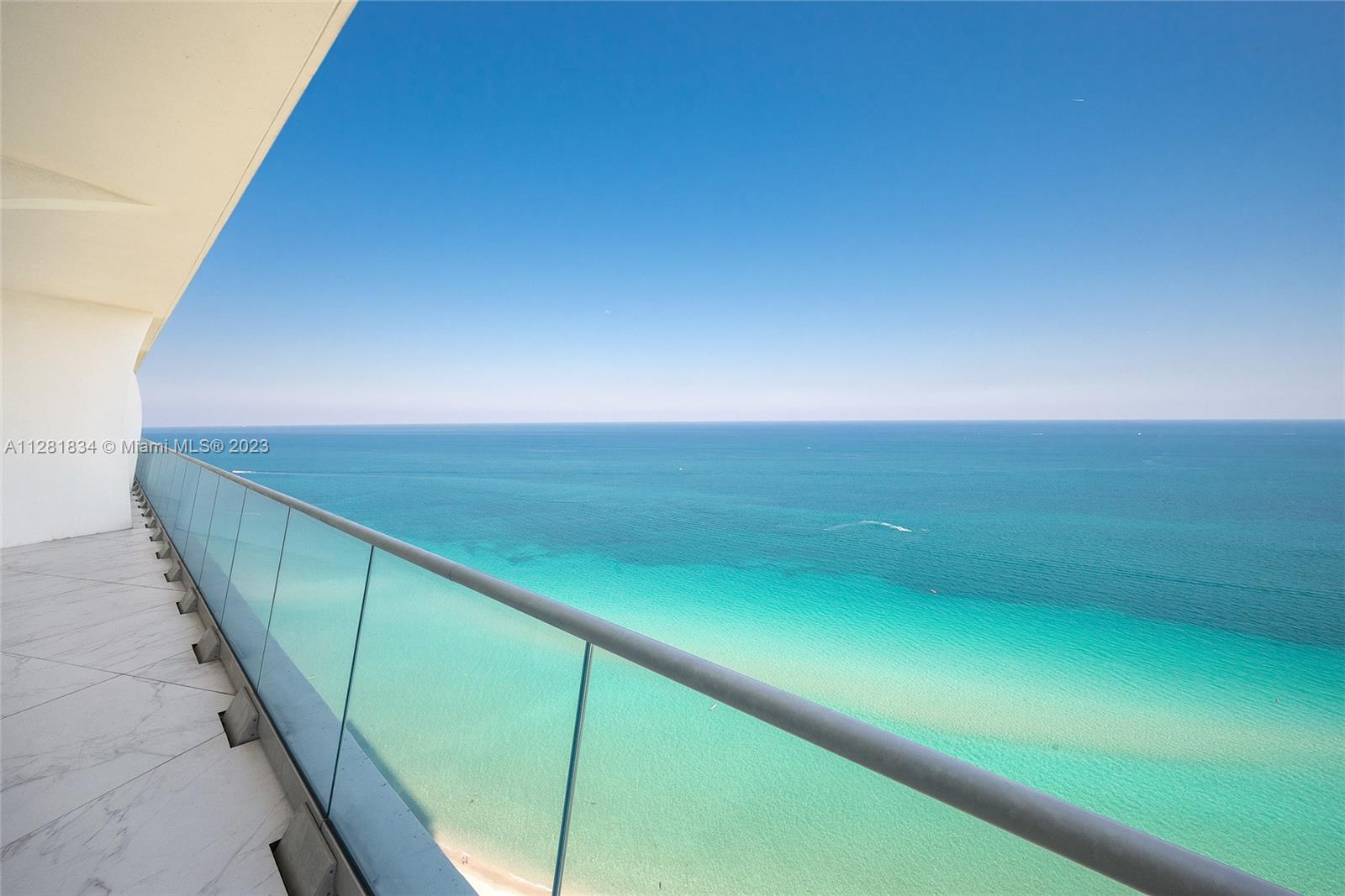 JADE SIGNATURE CONDO - Residential