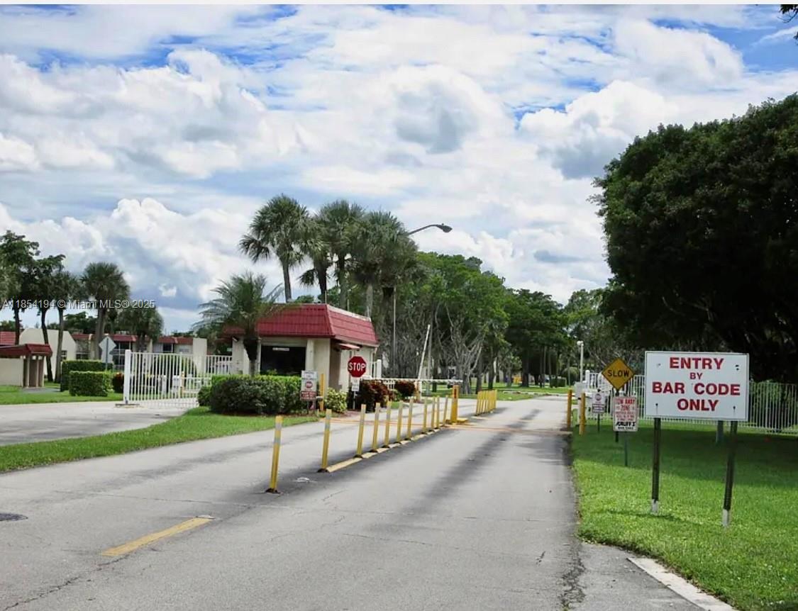 GOLDEN LAKES CONDO - Residential