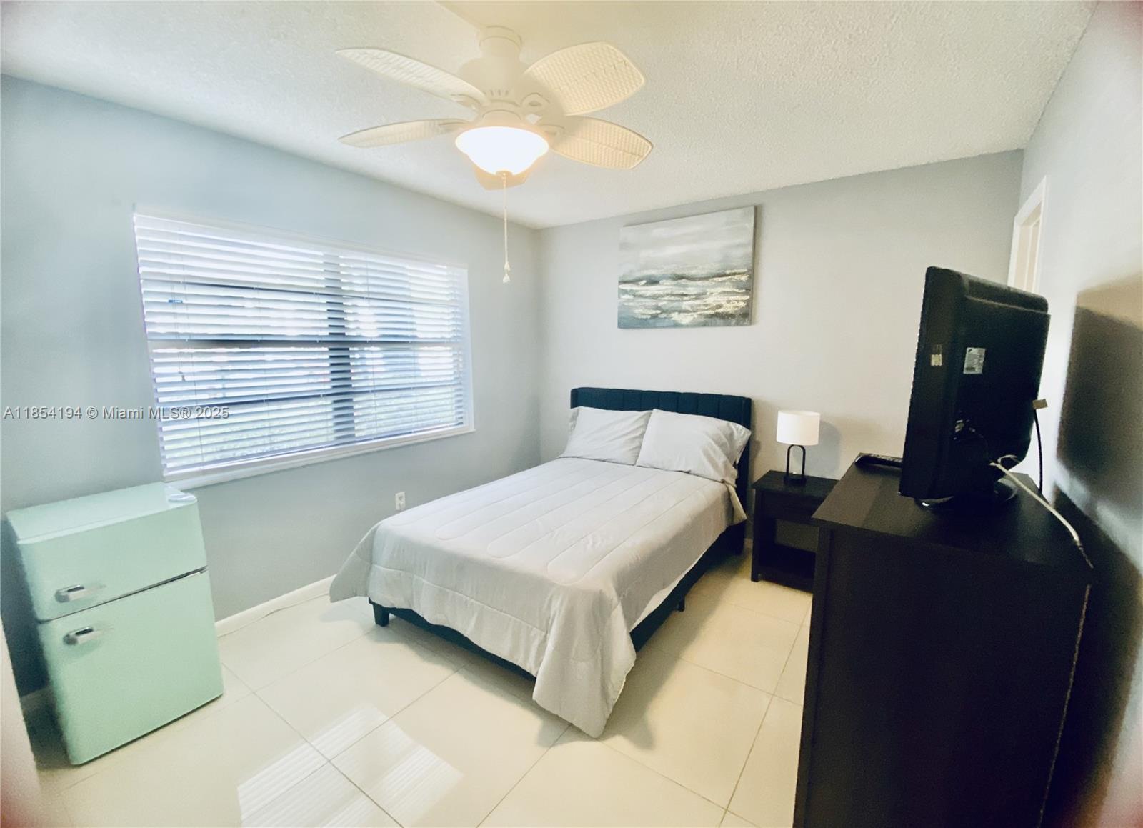 GOLDEN LAKES CONDO - Residential