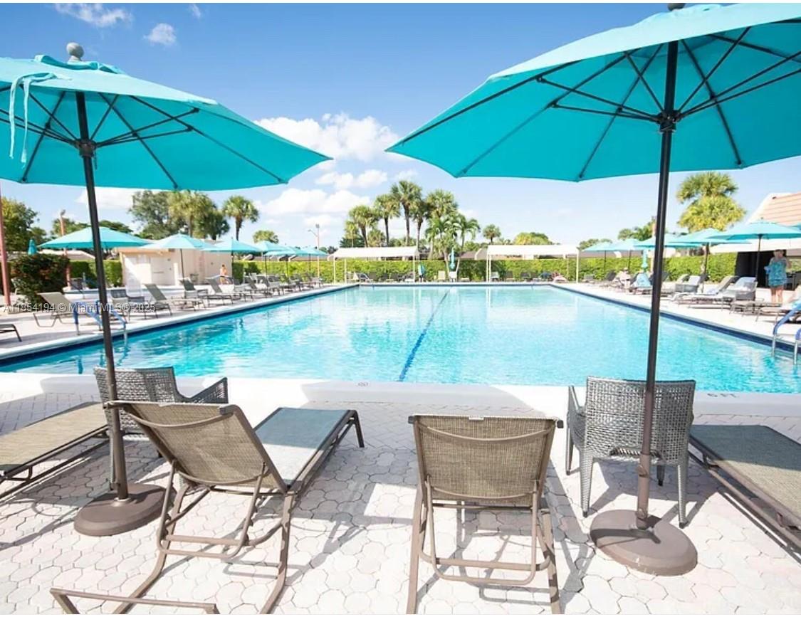 GOLDEN LAKES CONDO - Residential