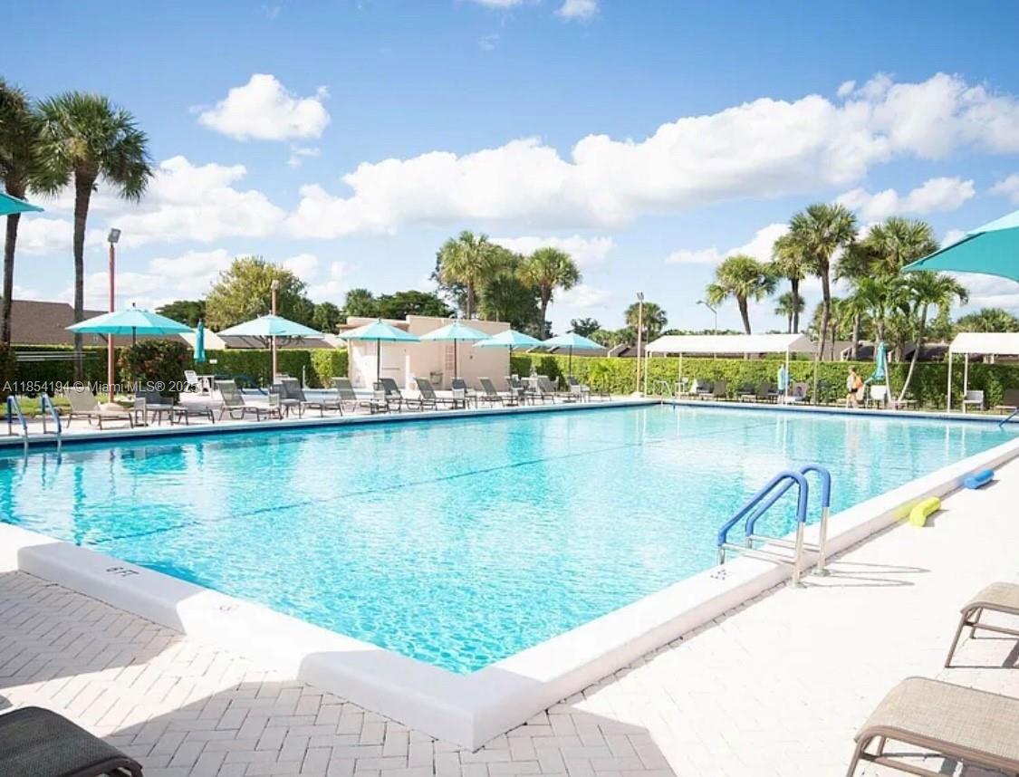 GOLDEN LAKES CONDO - Residential