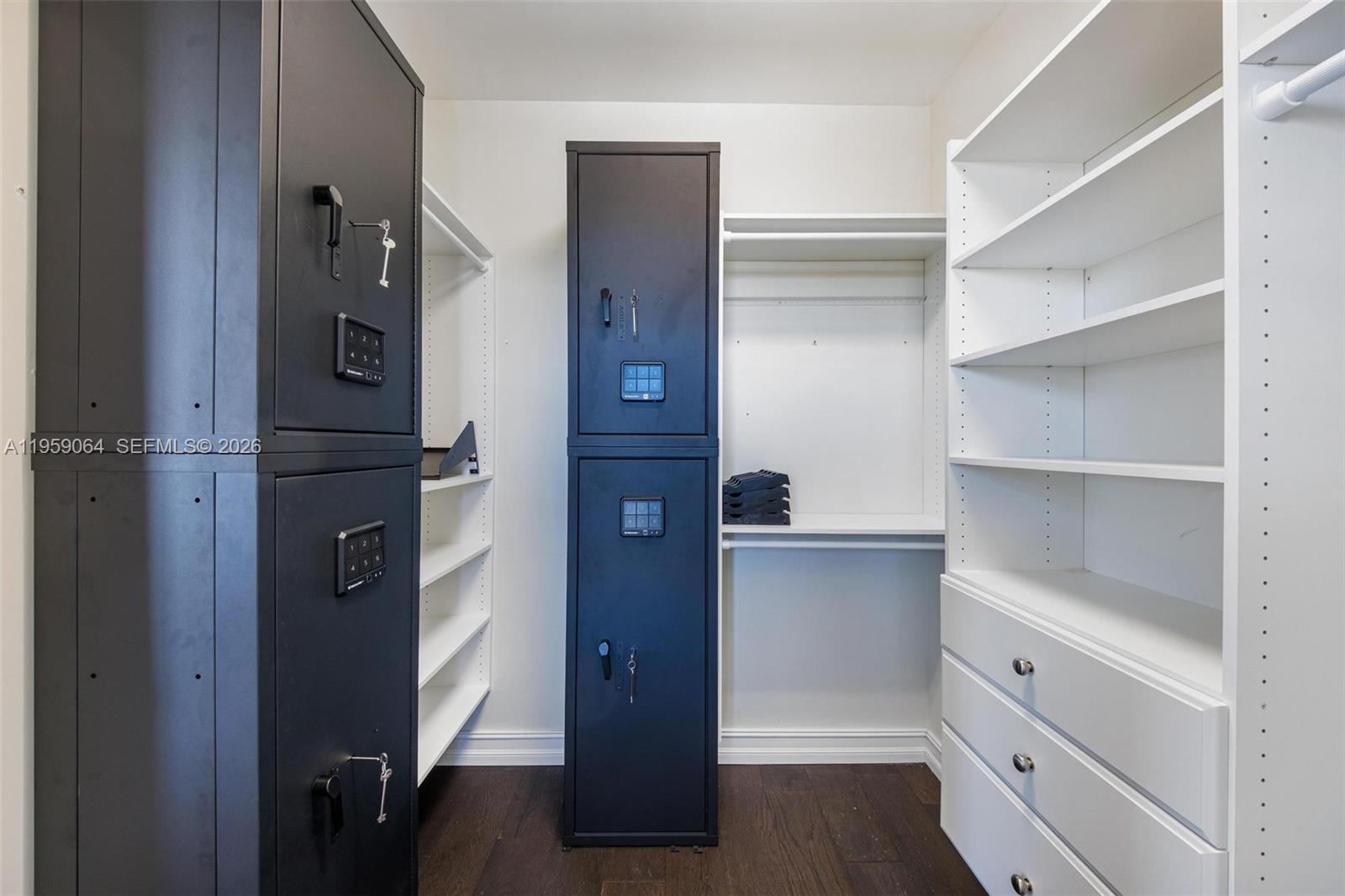 BRUSCHI PROPERTY - Residential