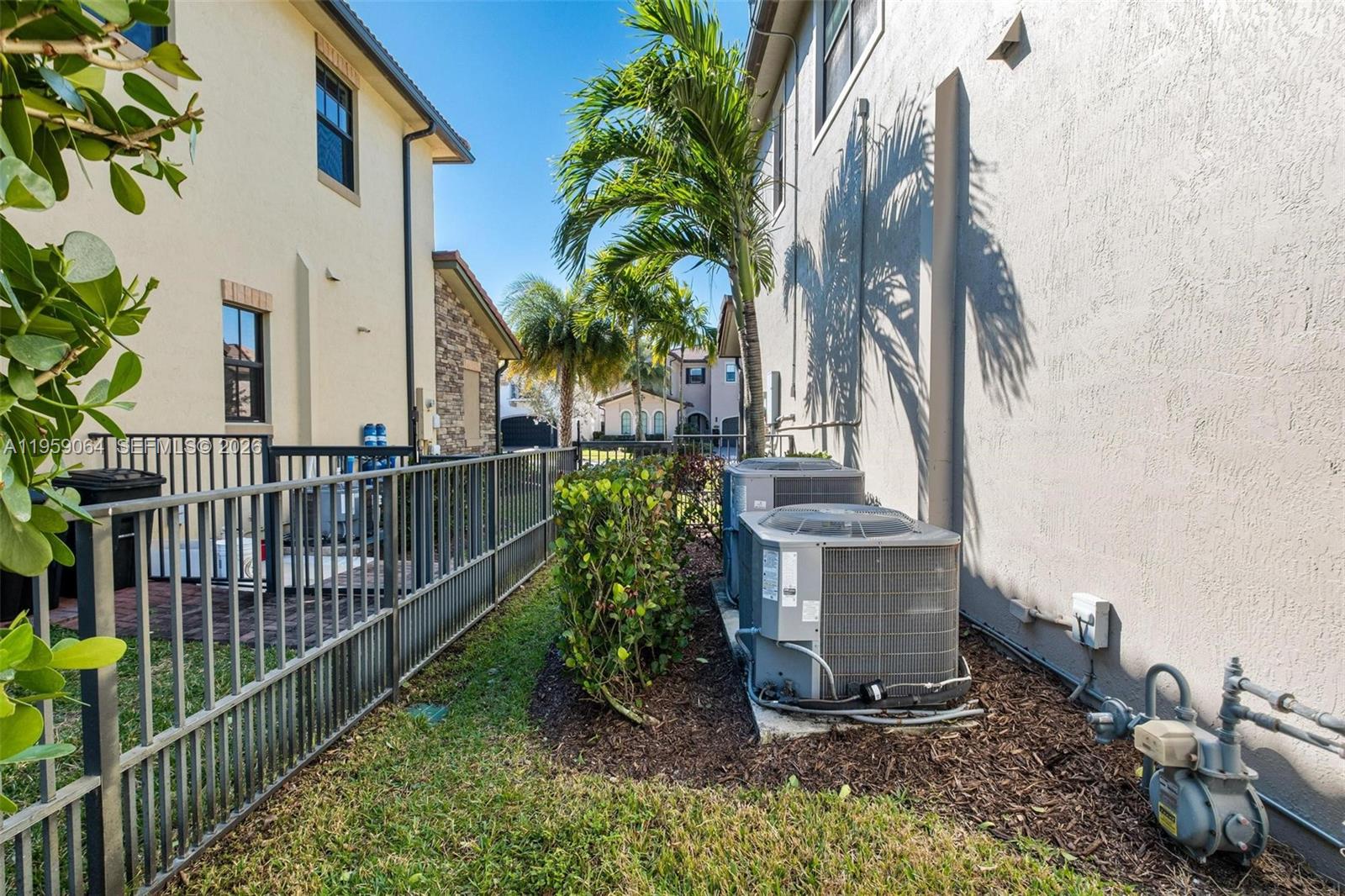 BRUSCHI PROPERTY - Residential