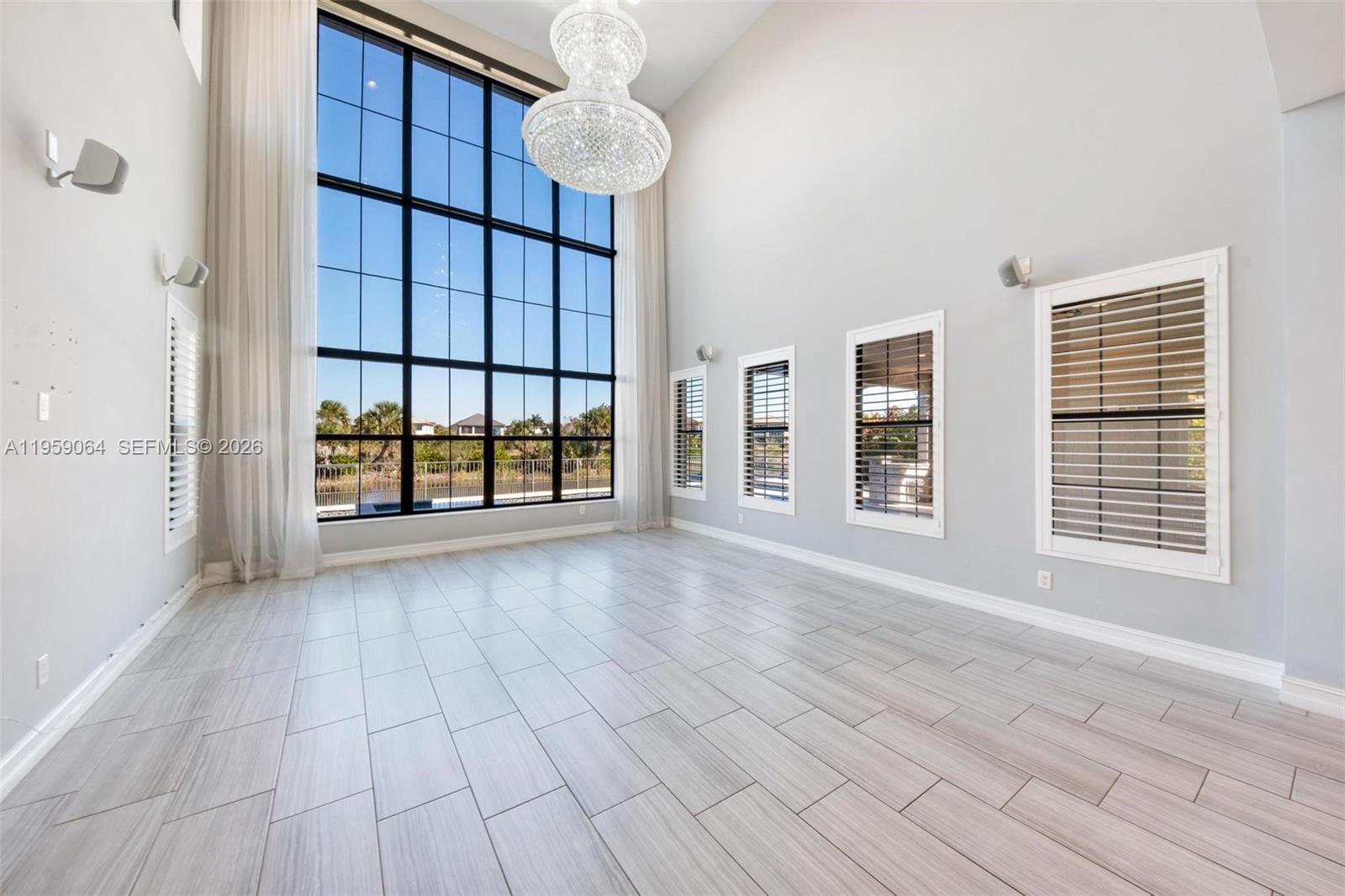 BRUSCHI PROPERTY - Residential