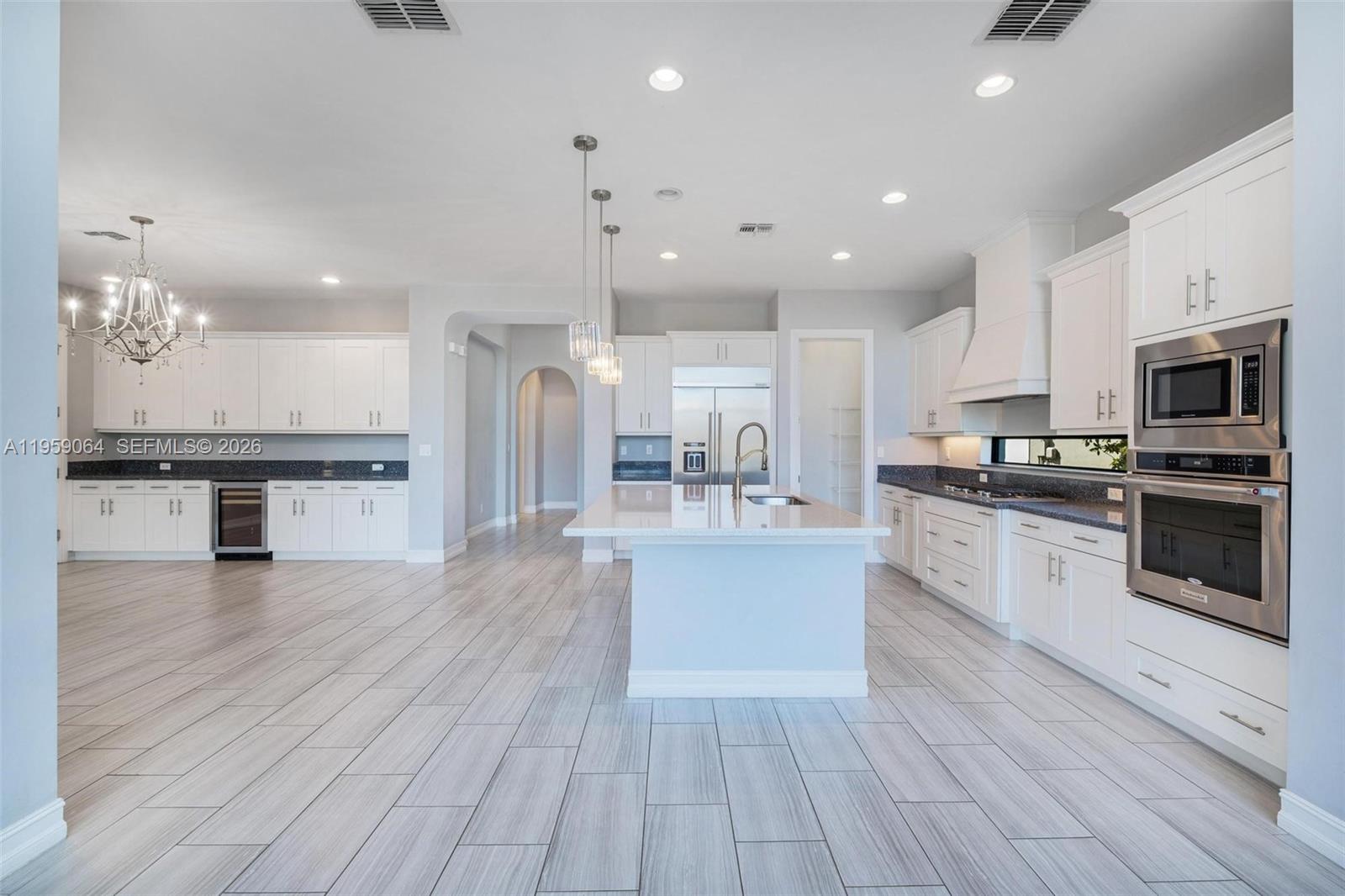 BRUSCHI PROPERTY - Residential