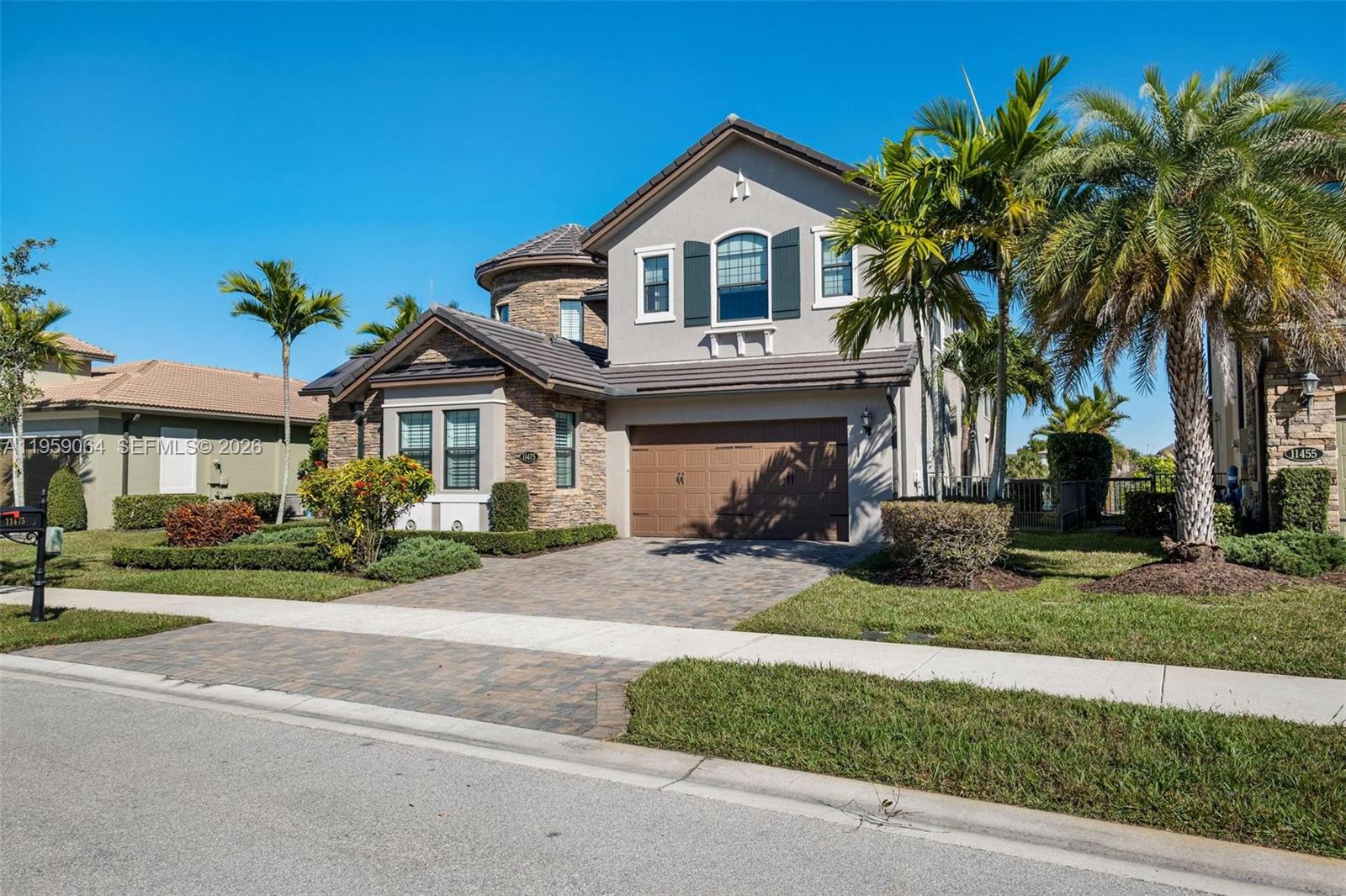 BRUSCHI PROPERTY - Residential