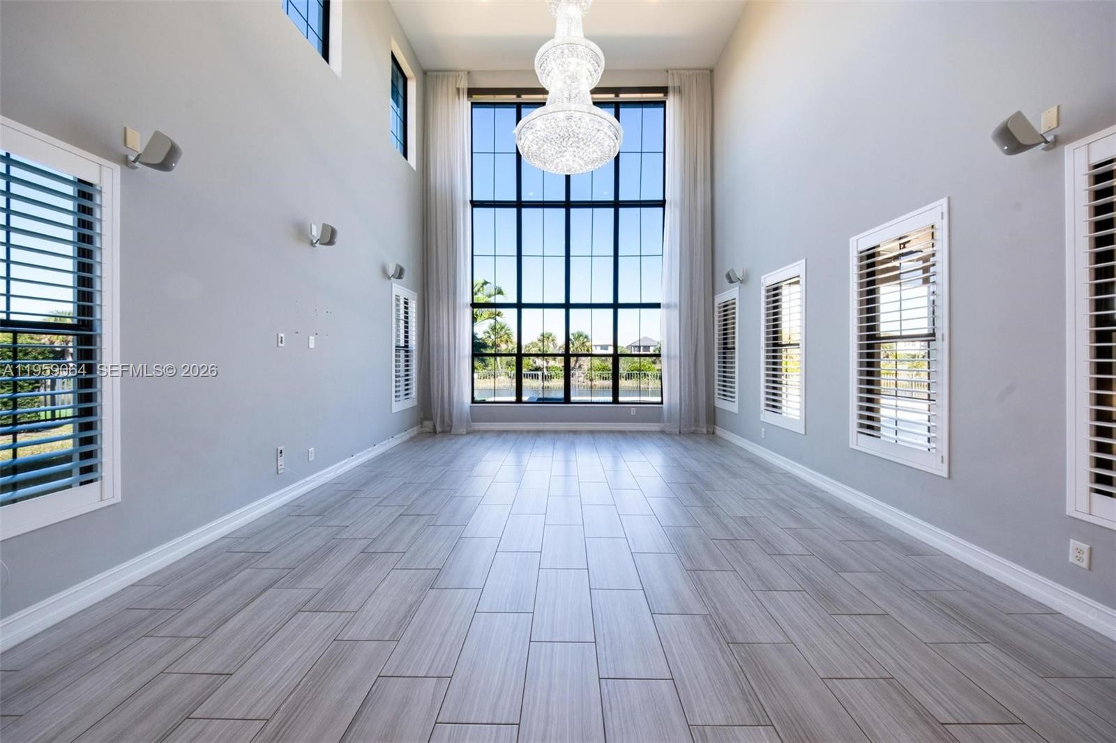 BRUSCHI PROPERTY - Residential