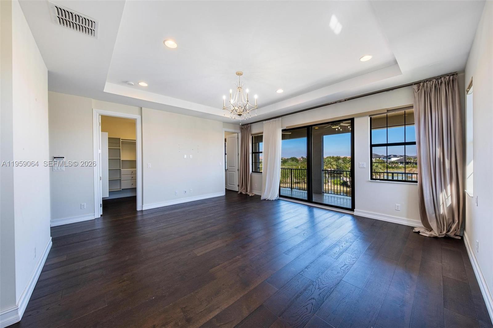 BRUSCHI PROPERTY - Residential