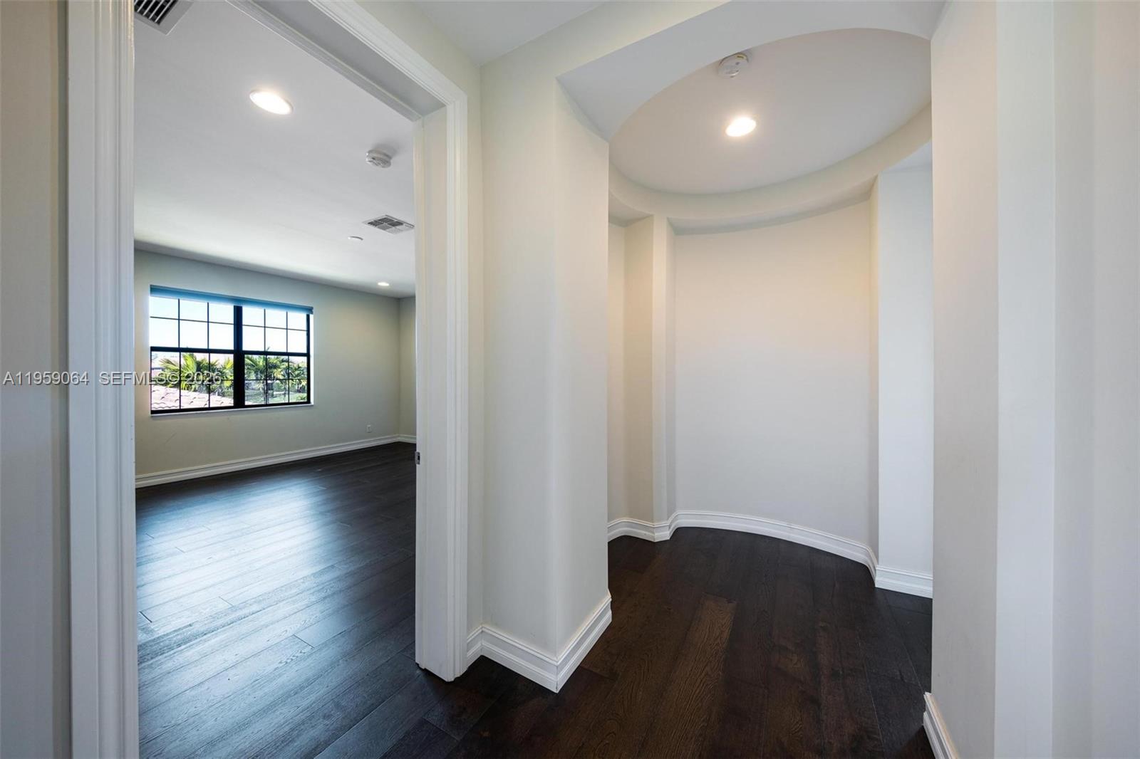 BRUSCHI PROPERTY - Residential