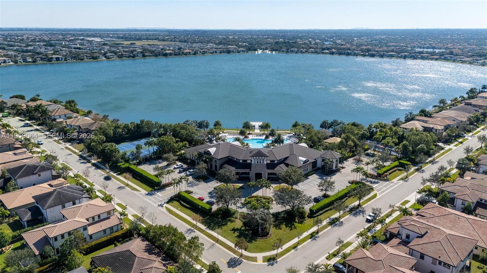 BRUSCHI PROPERTY - Residential