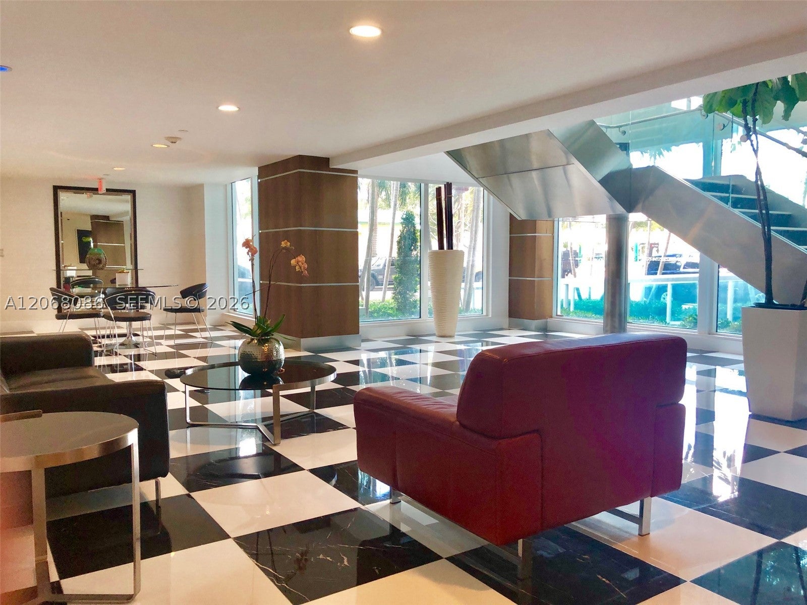 1800 N Bayshore Dr 2708
