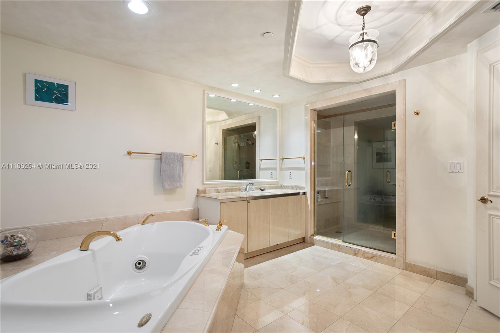 GRAND BAY RESIDENCES COND - Residential Lease