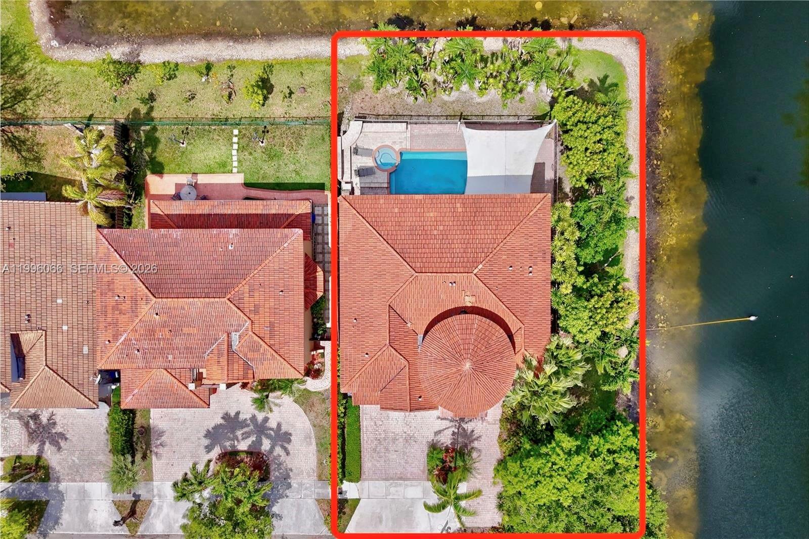 RENAISSANCE ESTATES - Residential