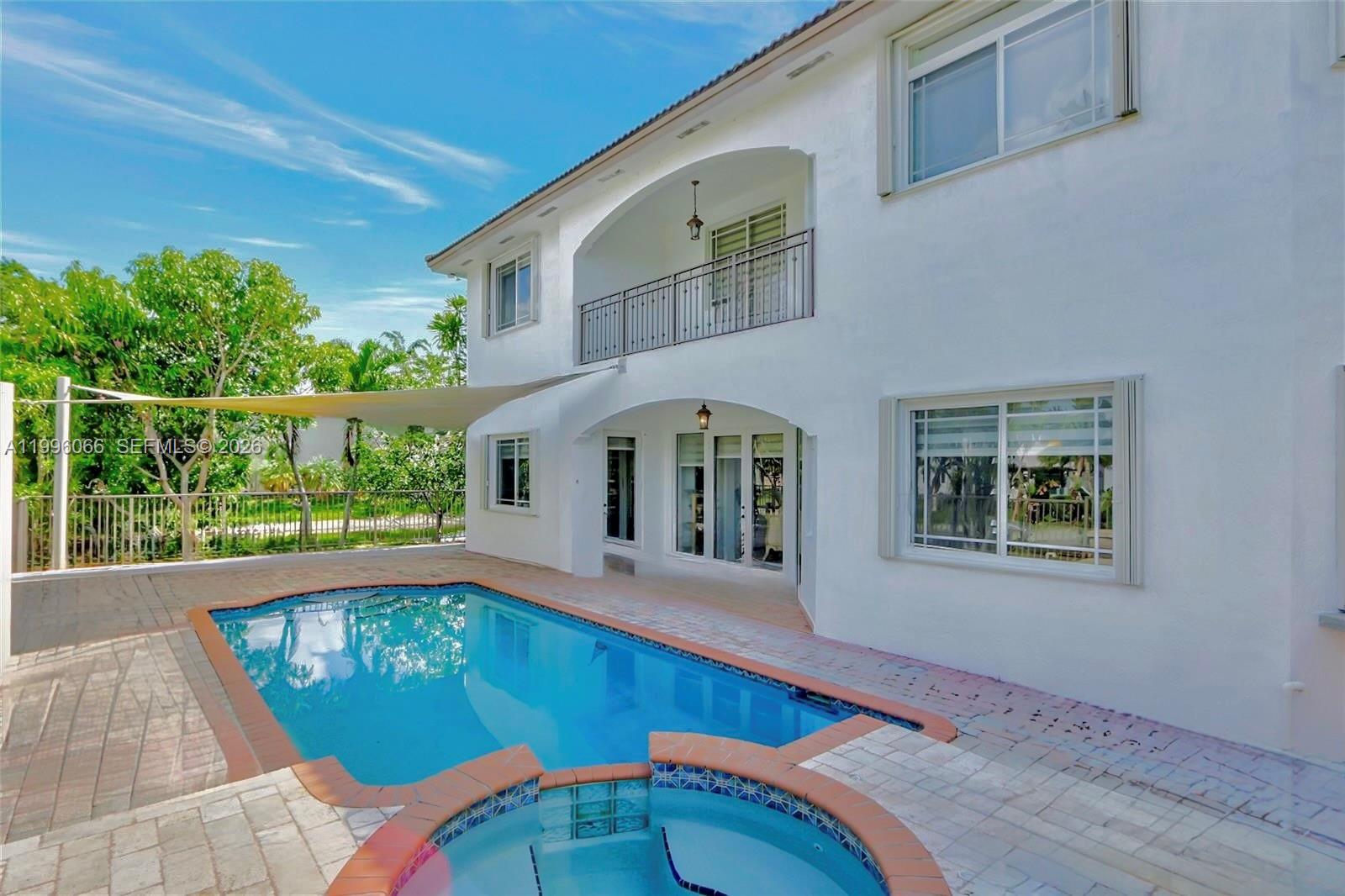 RENAISSANCE ESTATES - Residential