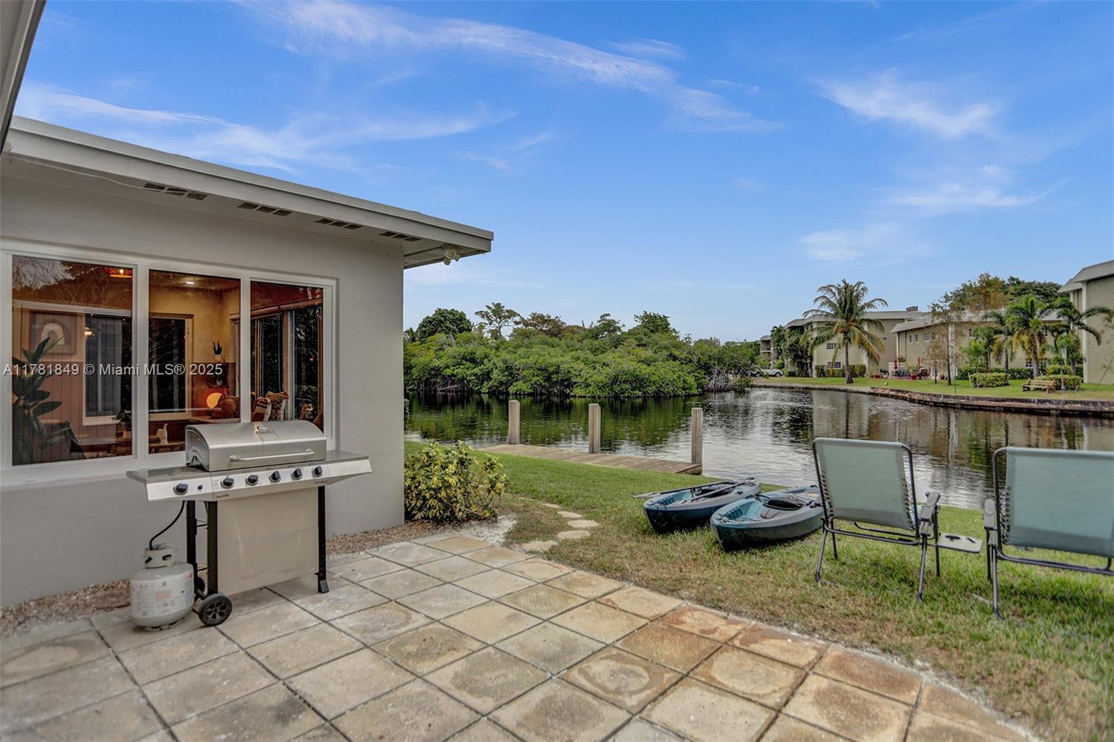 TROPICAL MANORS ADD-RESUB - Residential