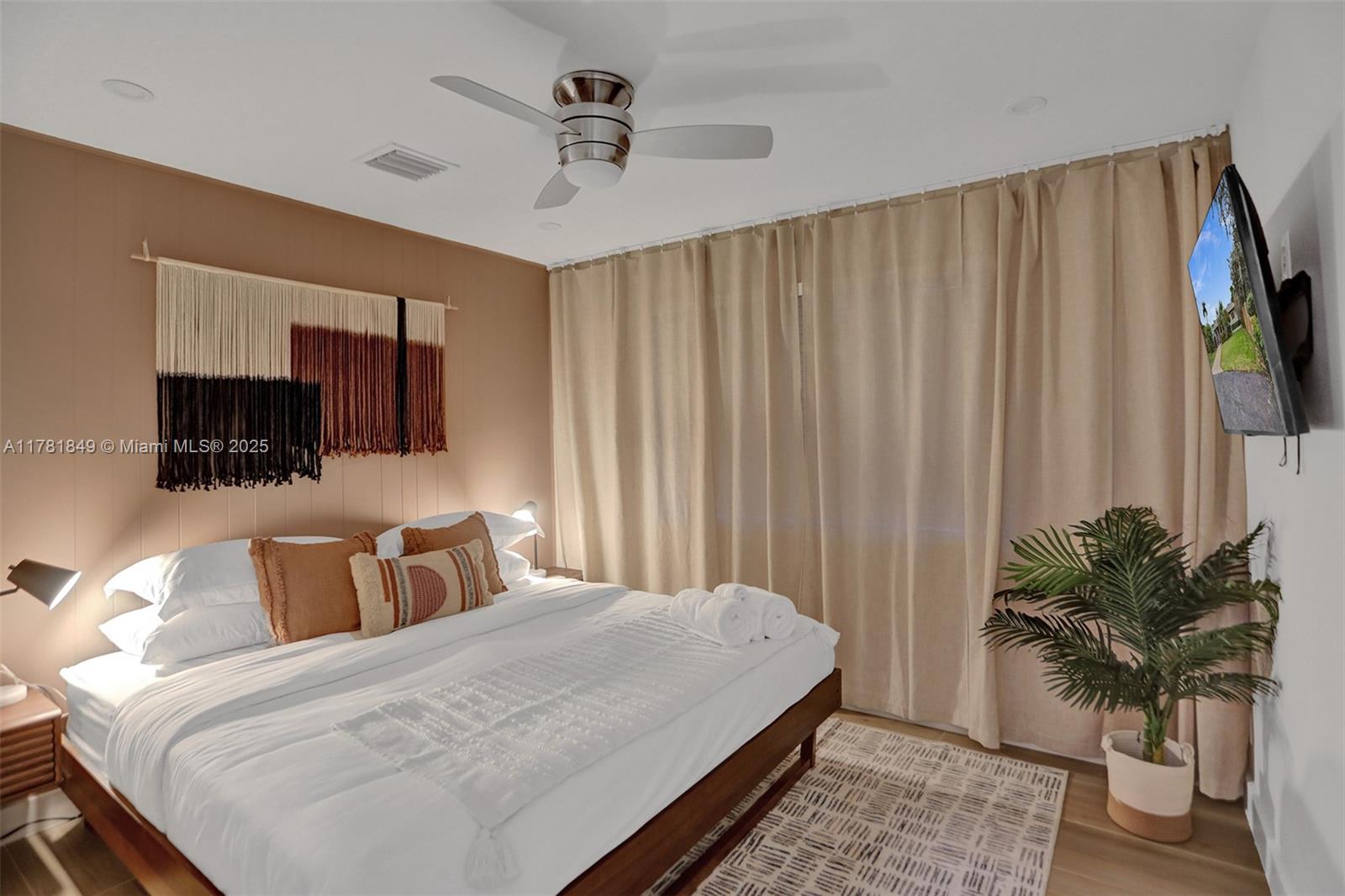 TROPICAL MANORS ADD-RESUB - Residential