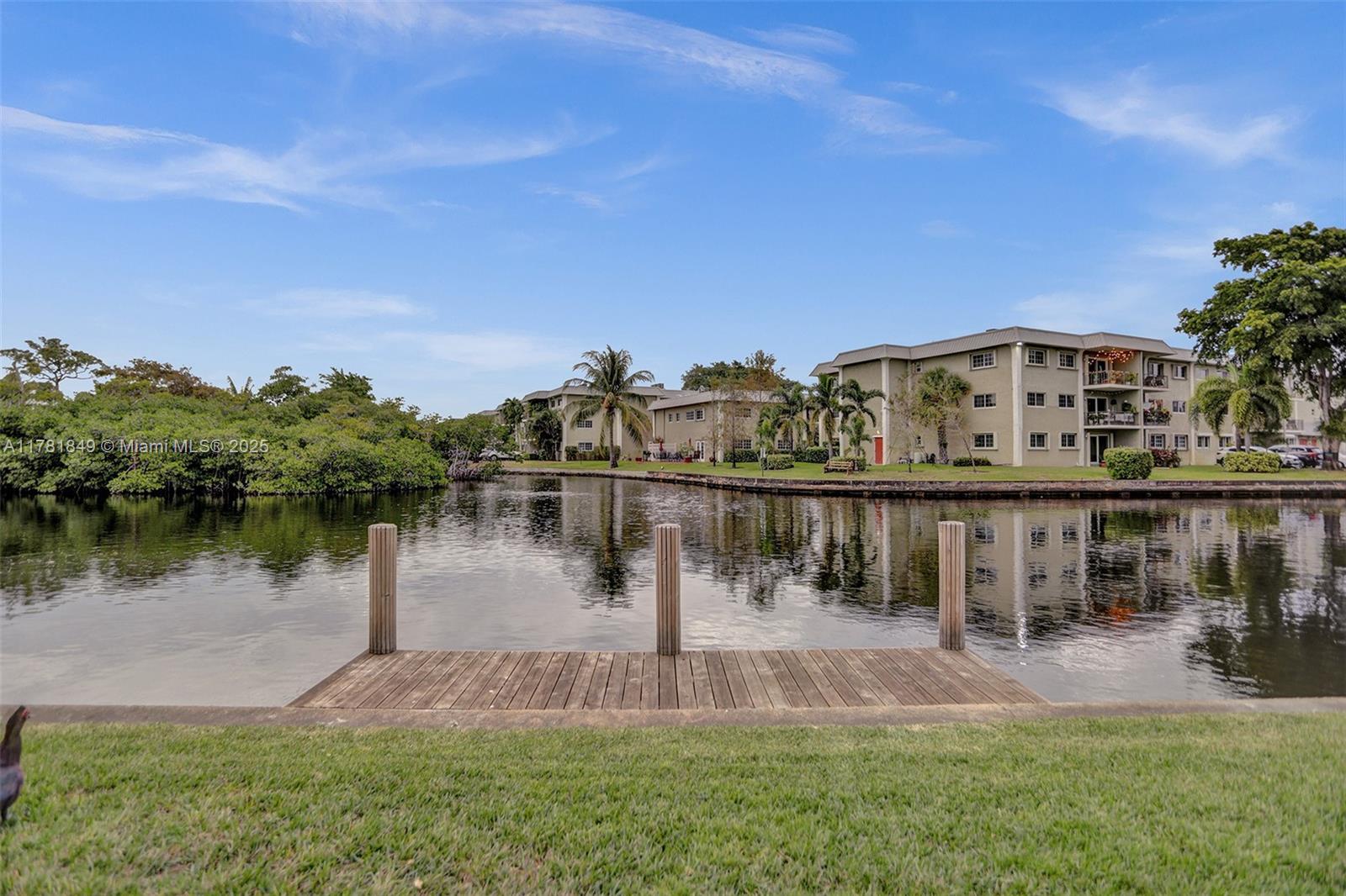 TROPICAL MANORS ADD-RESUB - Residential
