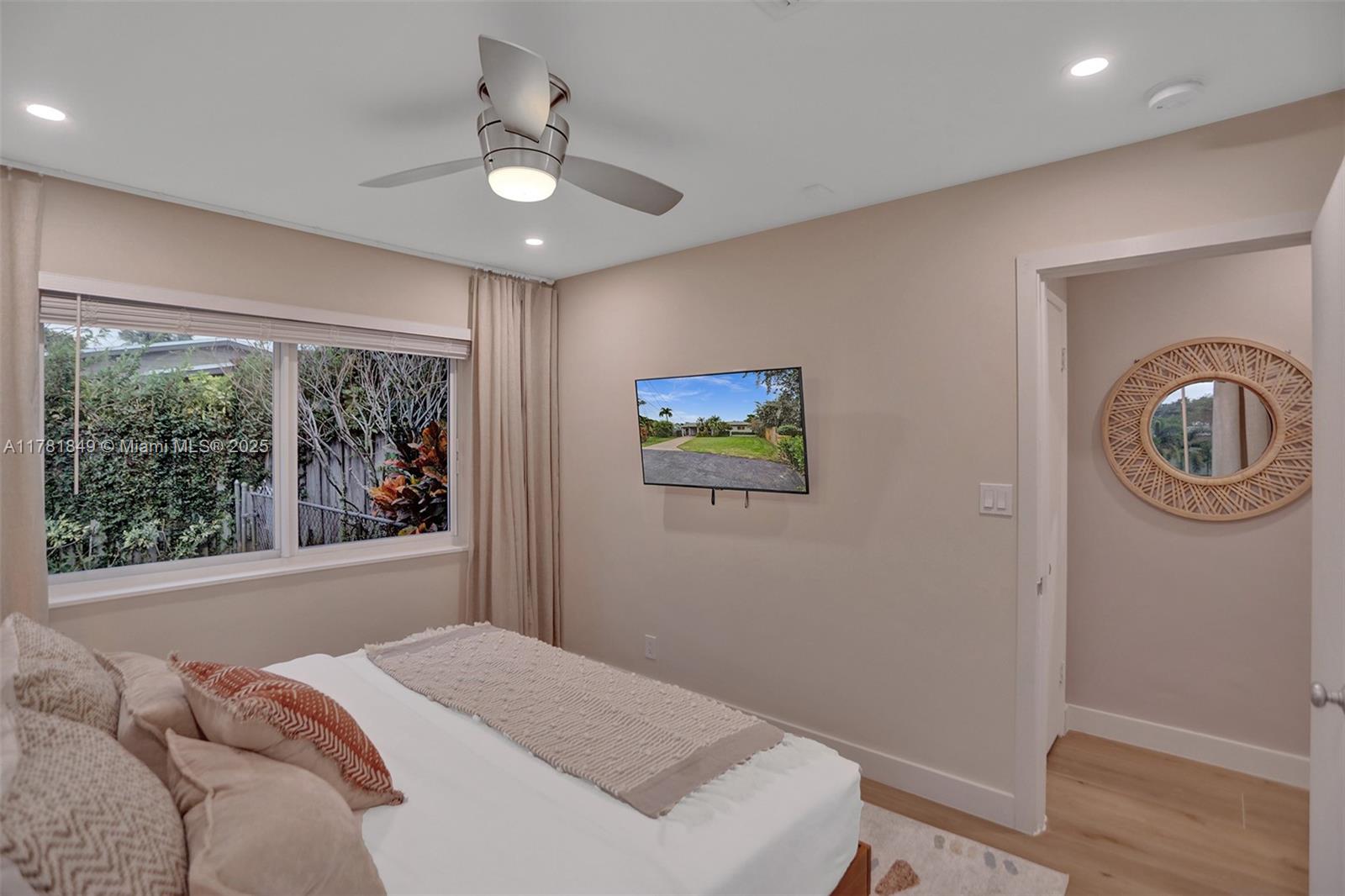 TROPICAL MANORS ADD-RESUB - Residential