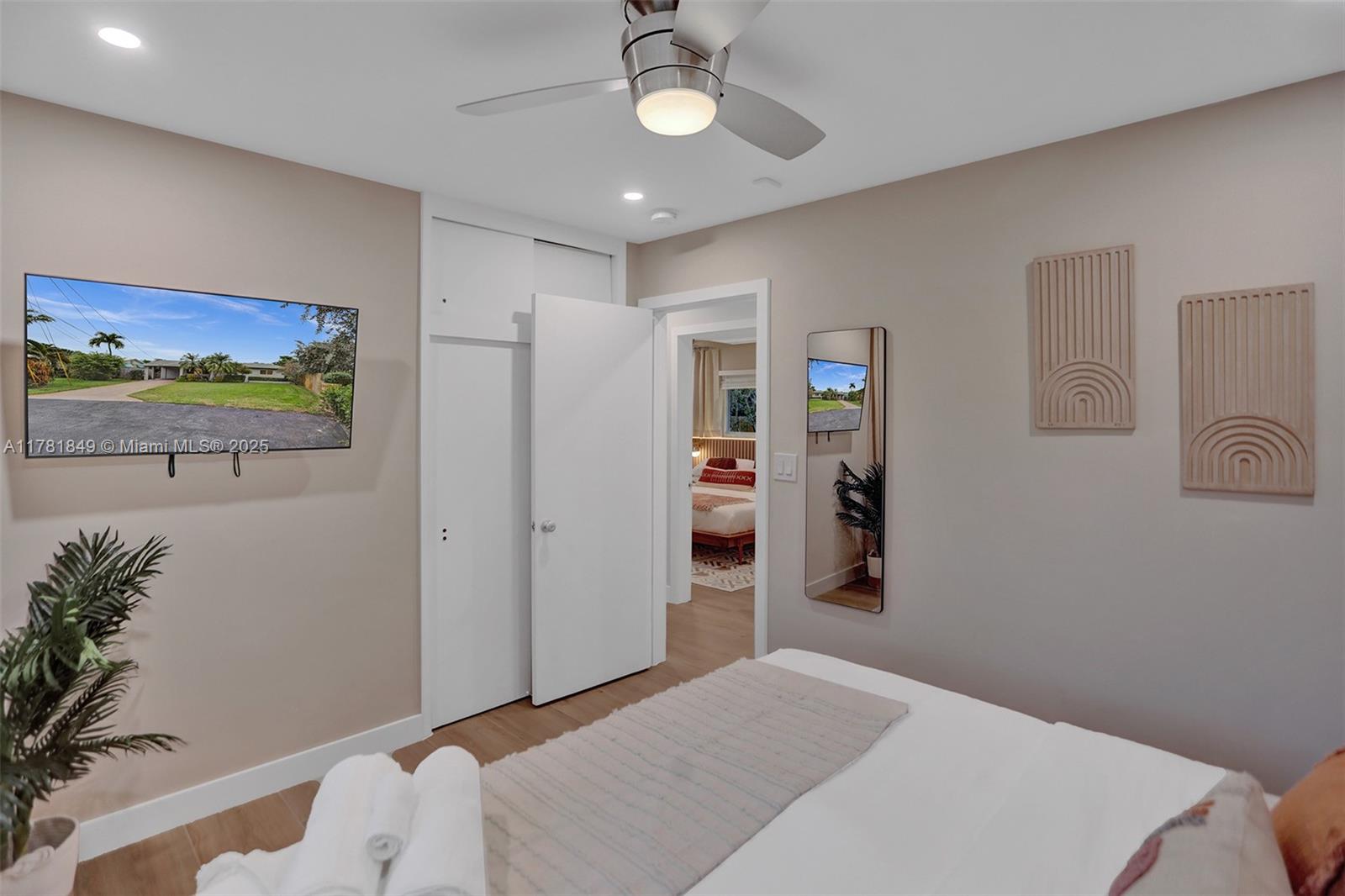 TROPICAL MANORS ADD-RESUB - Residential