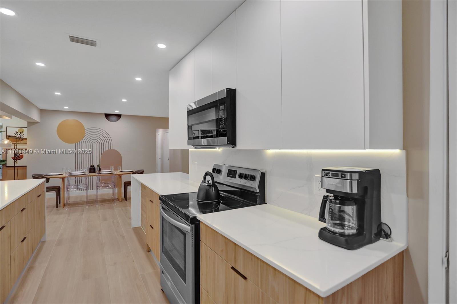 TROPICAL MANORS ADD-RESUB - Residential