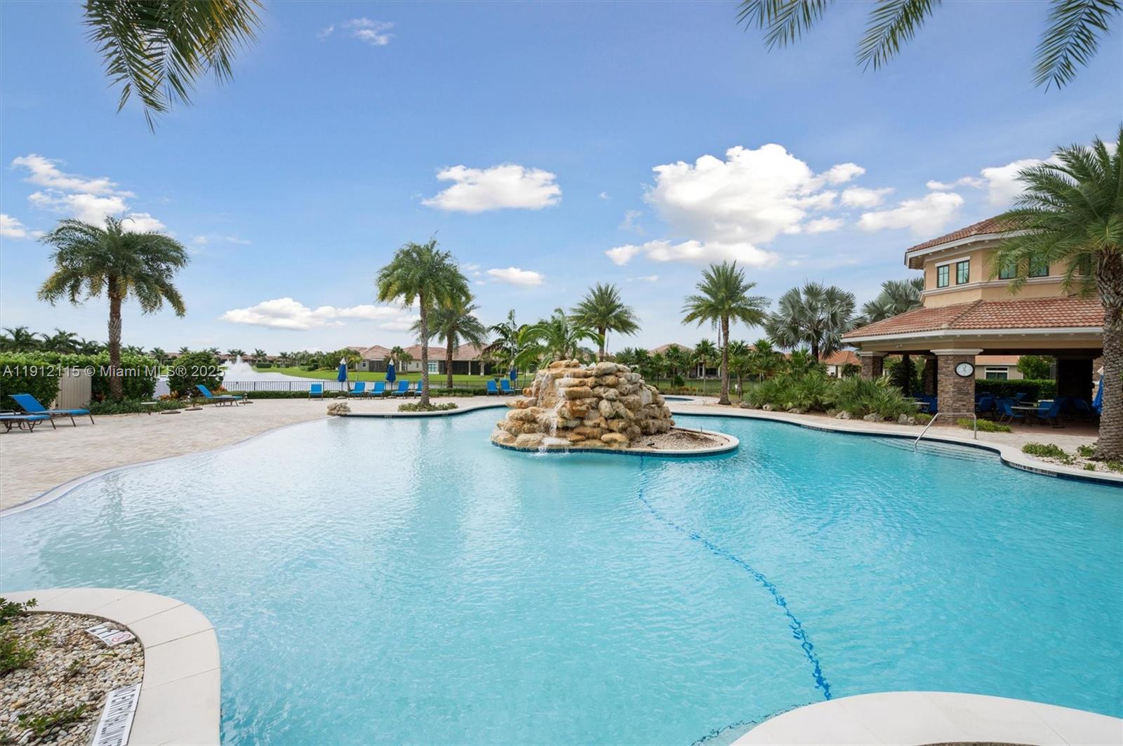 PARKLAND ROYALE - Residential