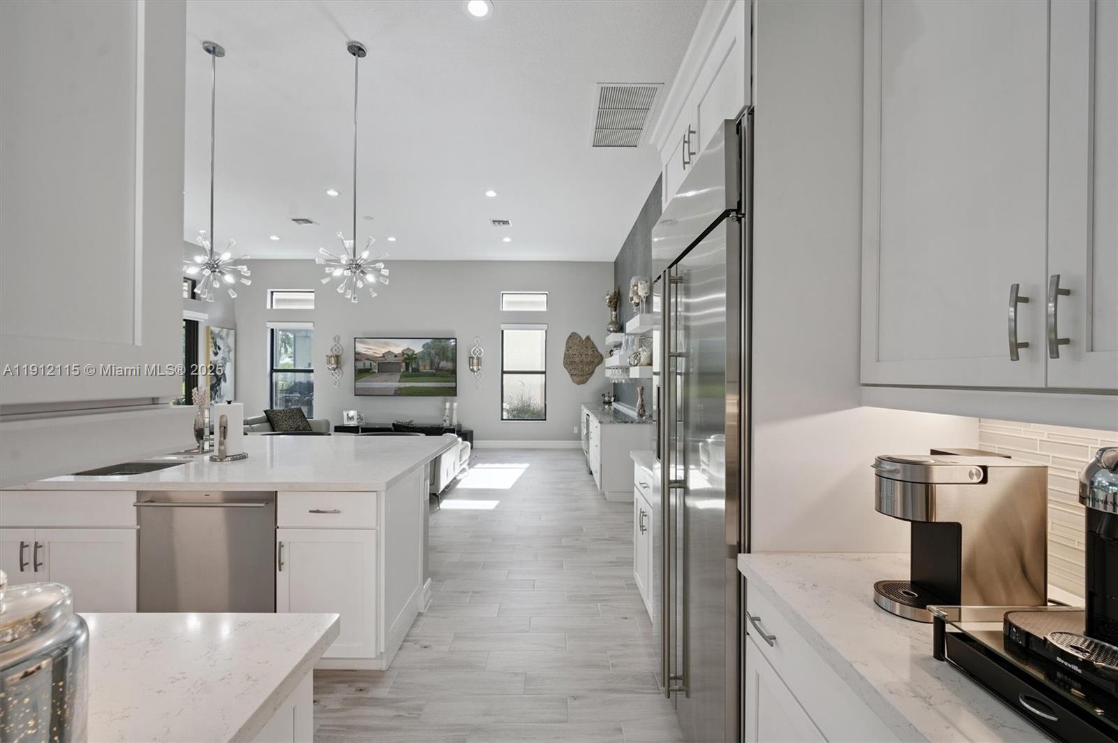 PARKLAND ROYALE - Residential