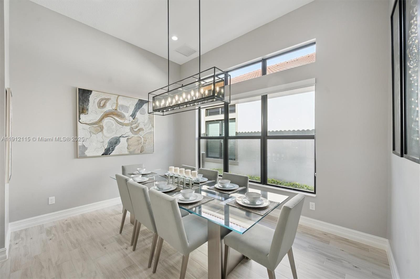 PARKLAND ROYALE - Residential