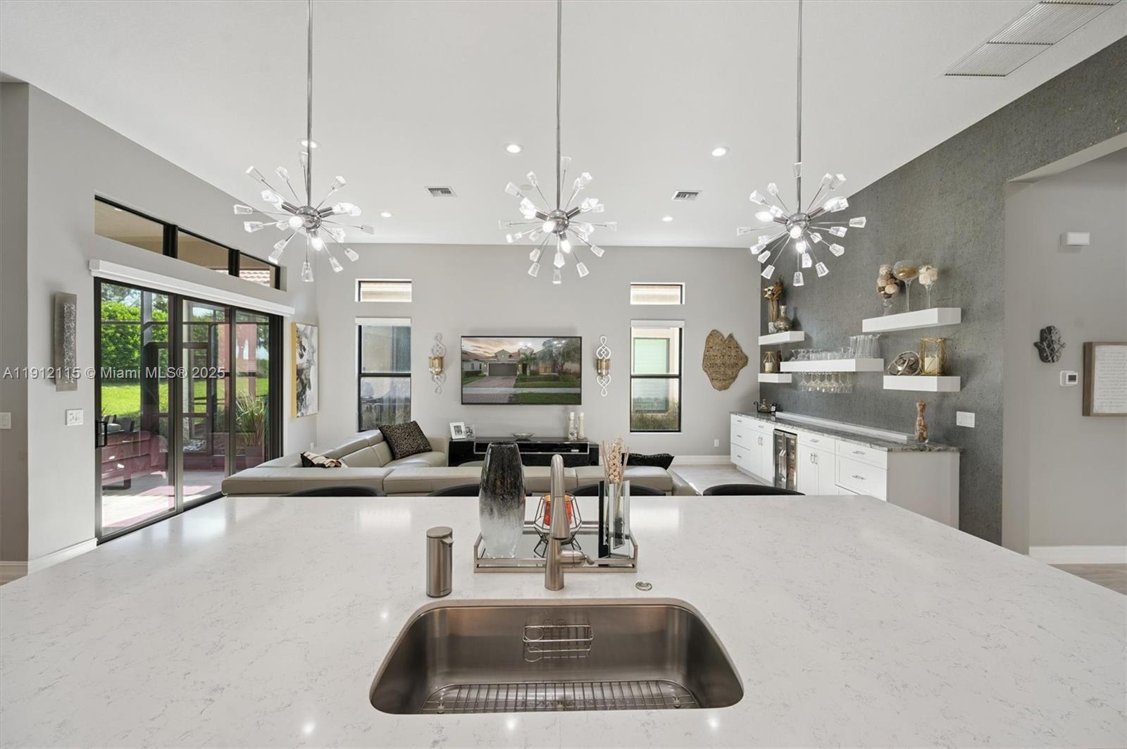 PARKLAND ROYALE - Residential