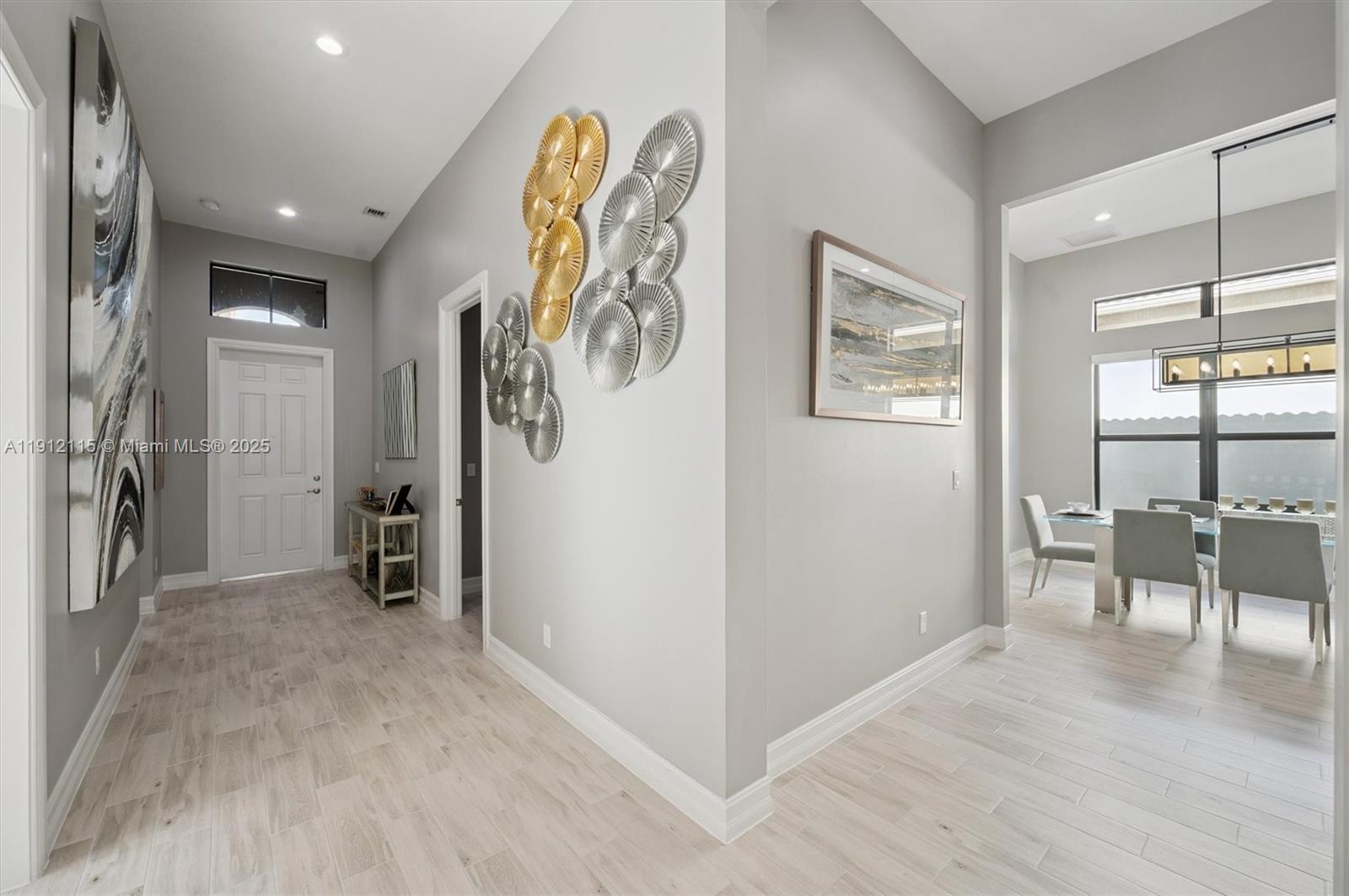 PARKLAND ROYALE - Residential