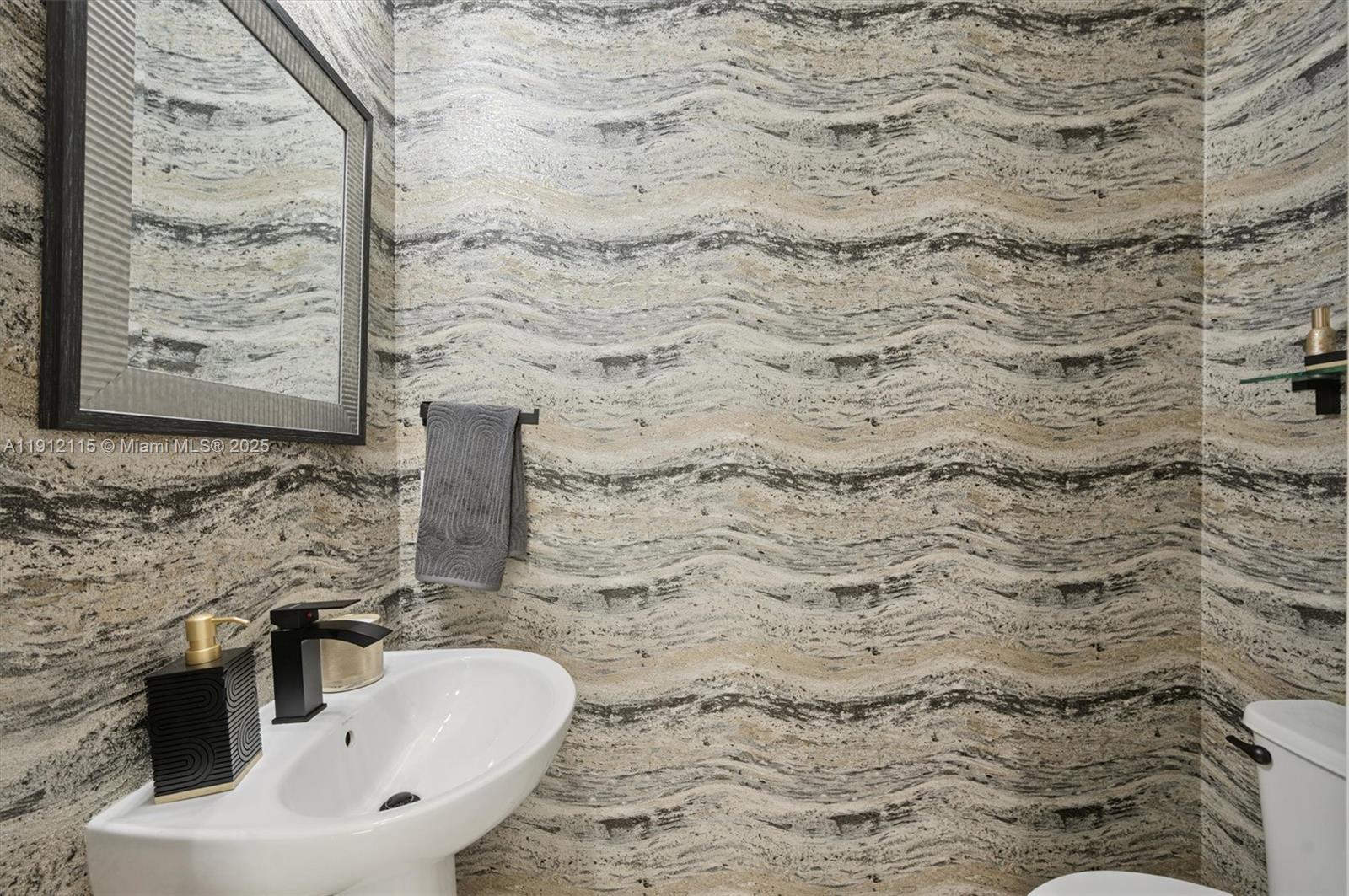 PARKLAND ROYALE - Residential