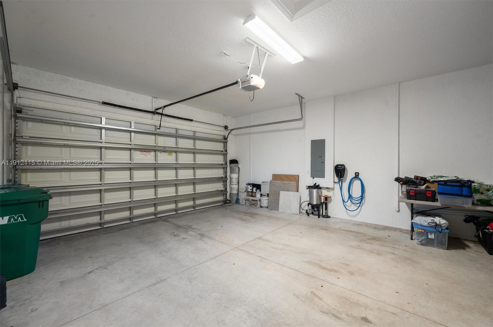 PARKLAND ROYALE - Residential